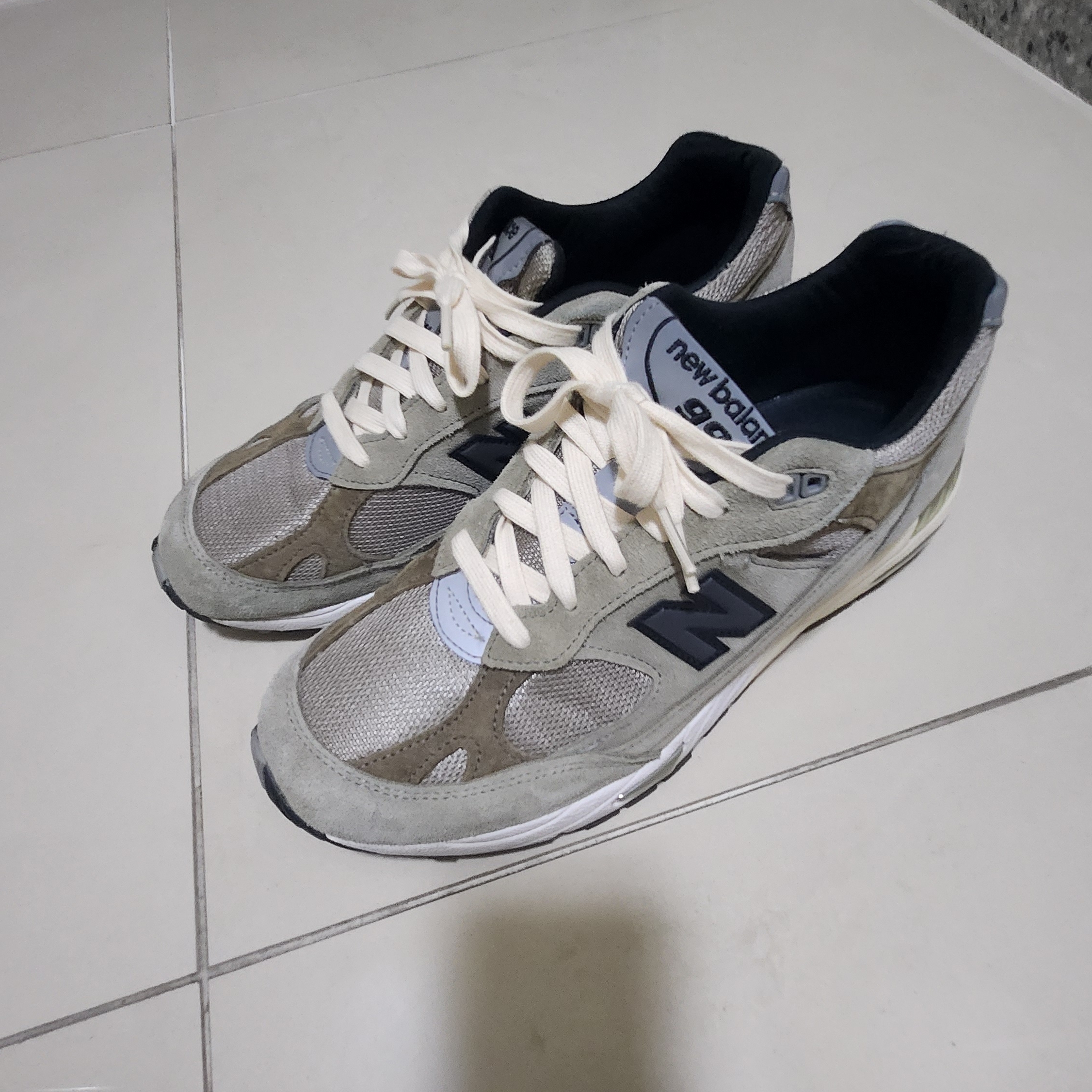 New Balance x JJJJound 991 Made in UK Grey 착용 스타일