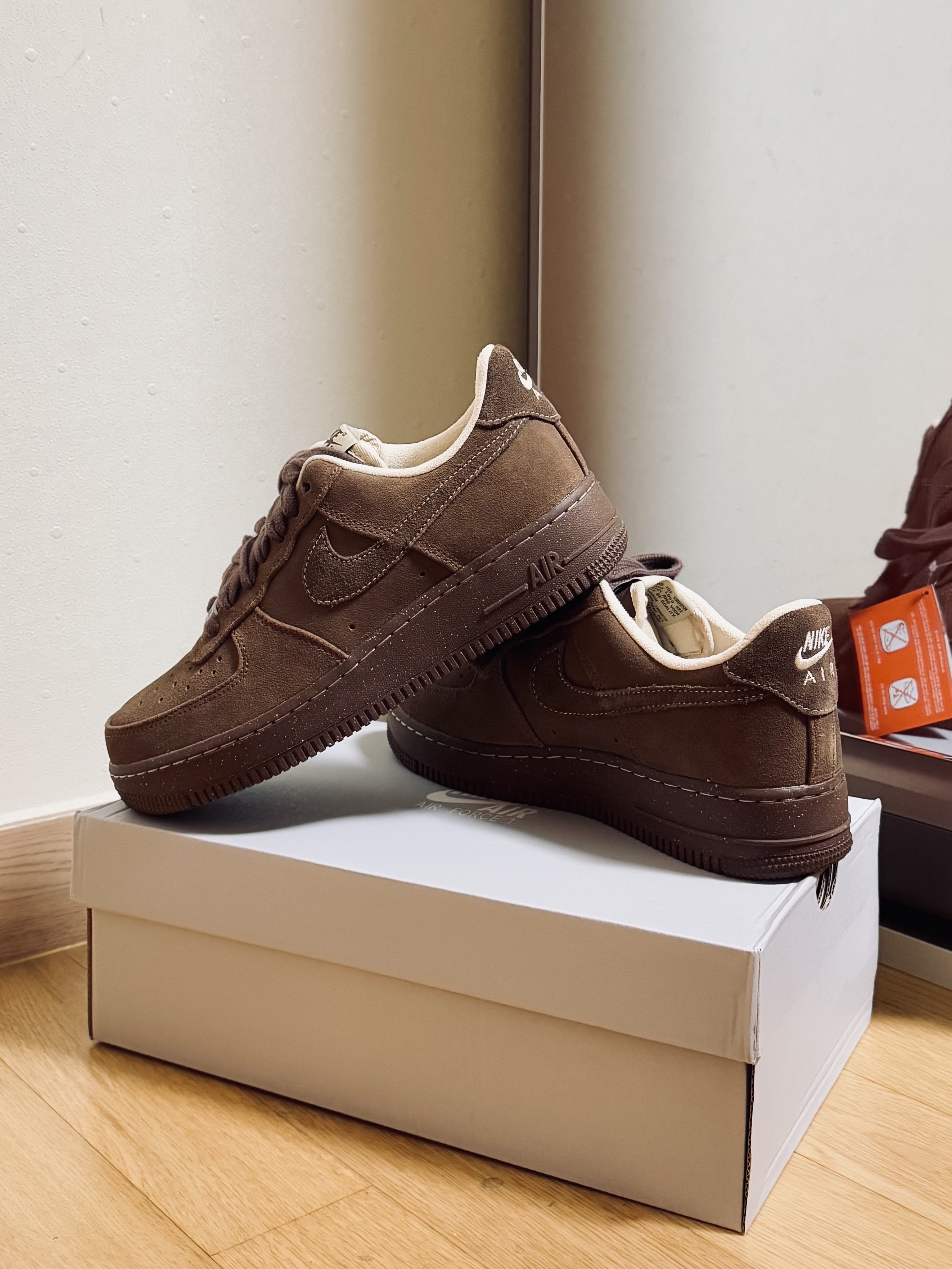 (W) Nike Air Force 1 '07 Cacao Wow 착용 스타일