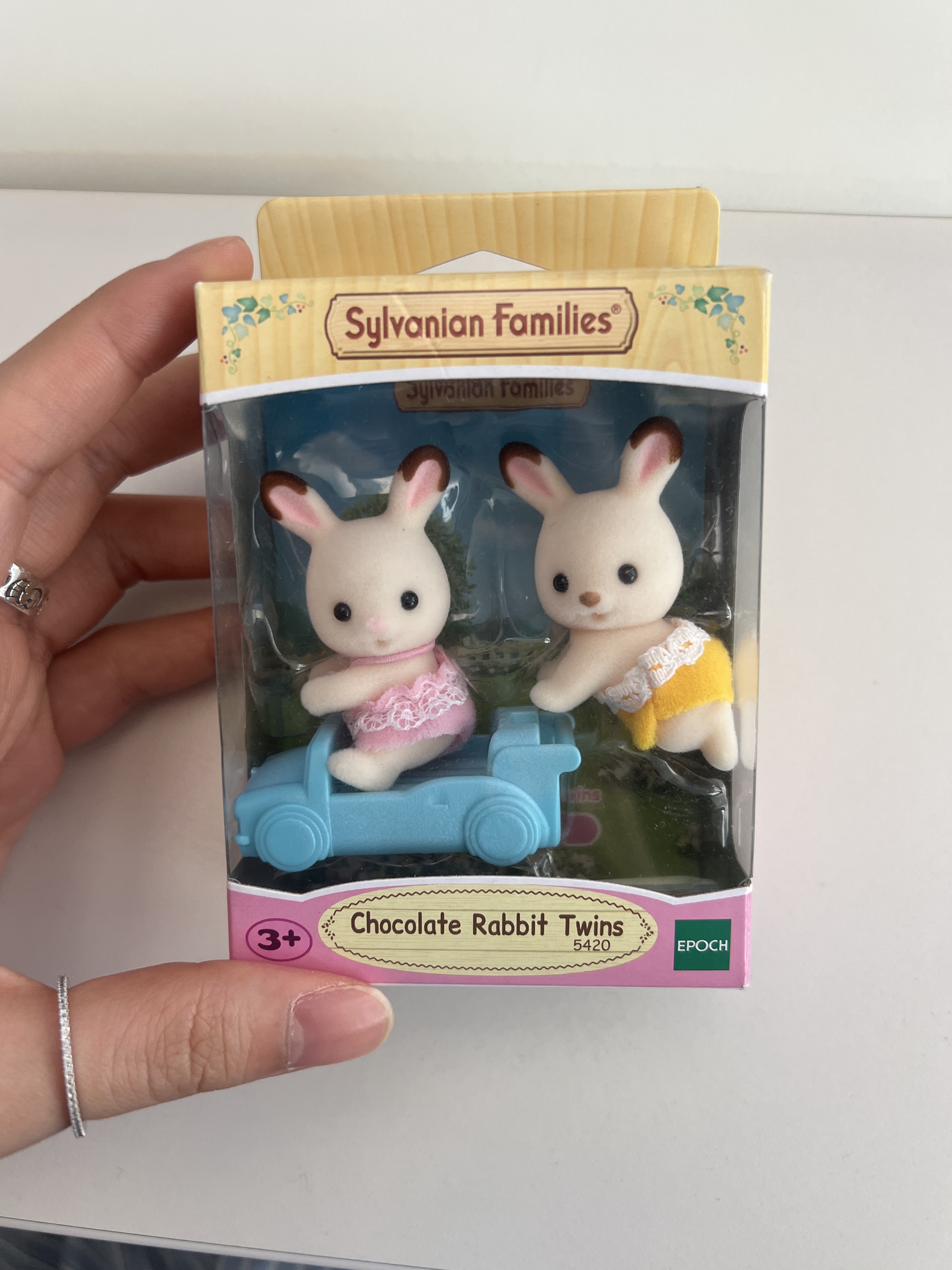Sylvanian Families Chocolate Rabbit Twins 착용 스타일 - 2