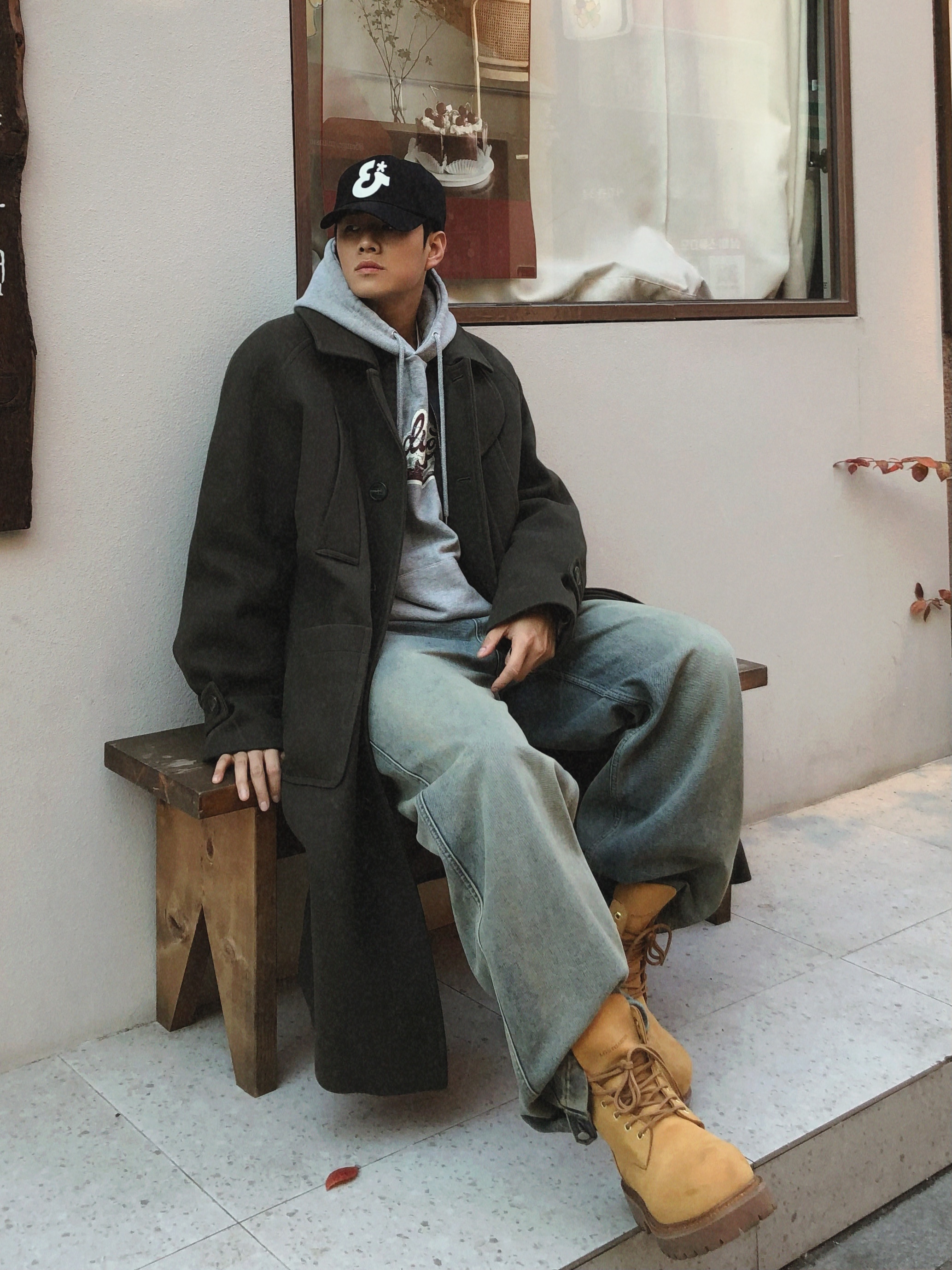 Undermycar Legion.02 Balmacaan Oversized Wool Coat Khaki, LOSTGARDEN Route Tan 착용 스타일 - 1