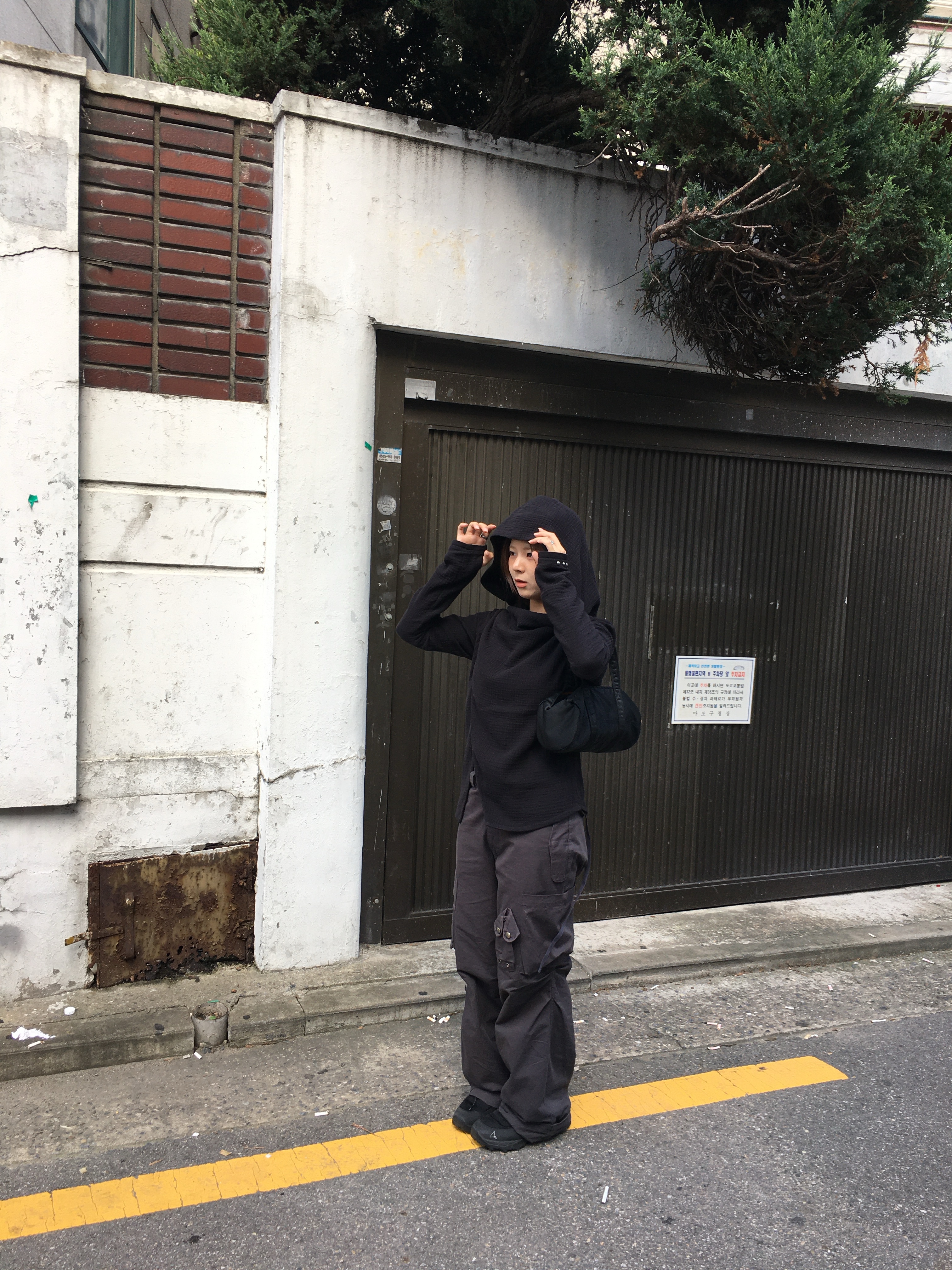 Roa Hiking Neal Black, Porter Tanker Duffle Bag S Black 착용 스타일