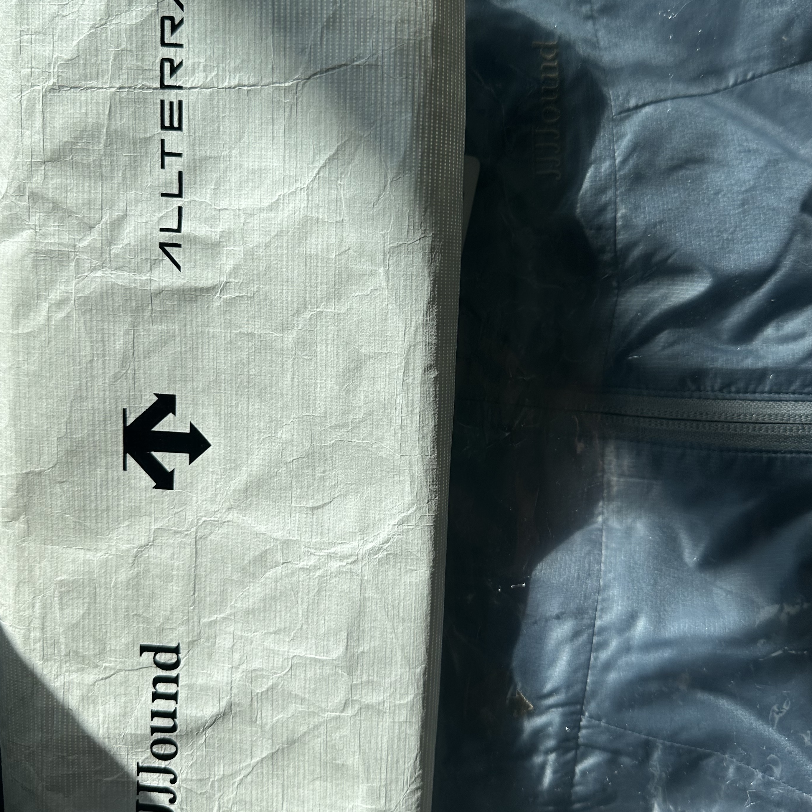 Descente Allterrain x JJJJound Insulated Vest Storm Blue 착용 스타일
