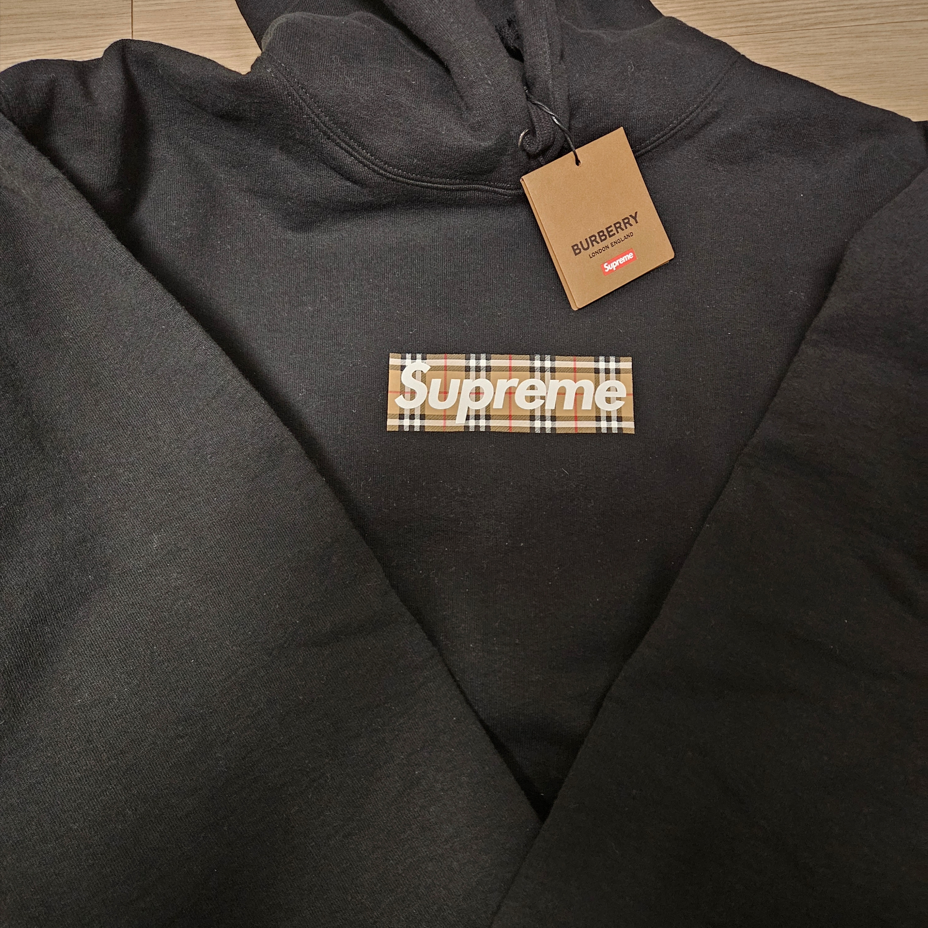 Supreme x Burberry Box Logo Hooded Sweatshirt Black - 22SS 착용 스타일