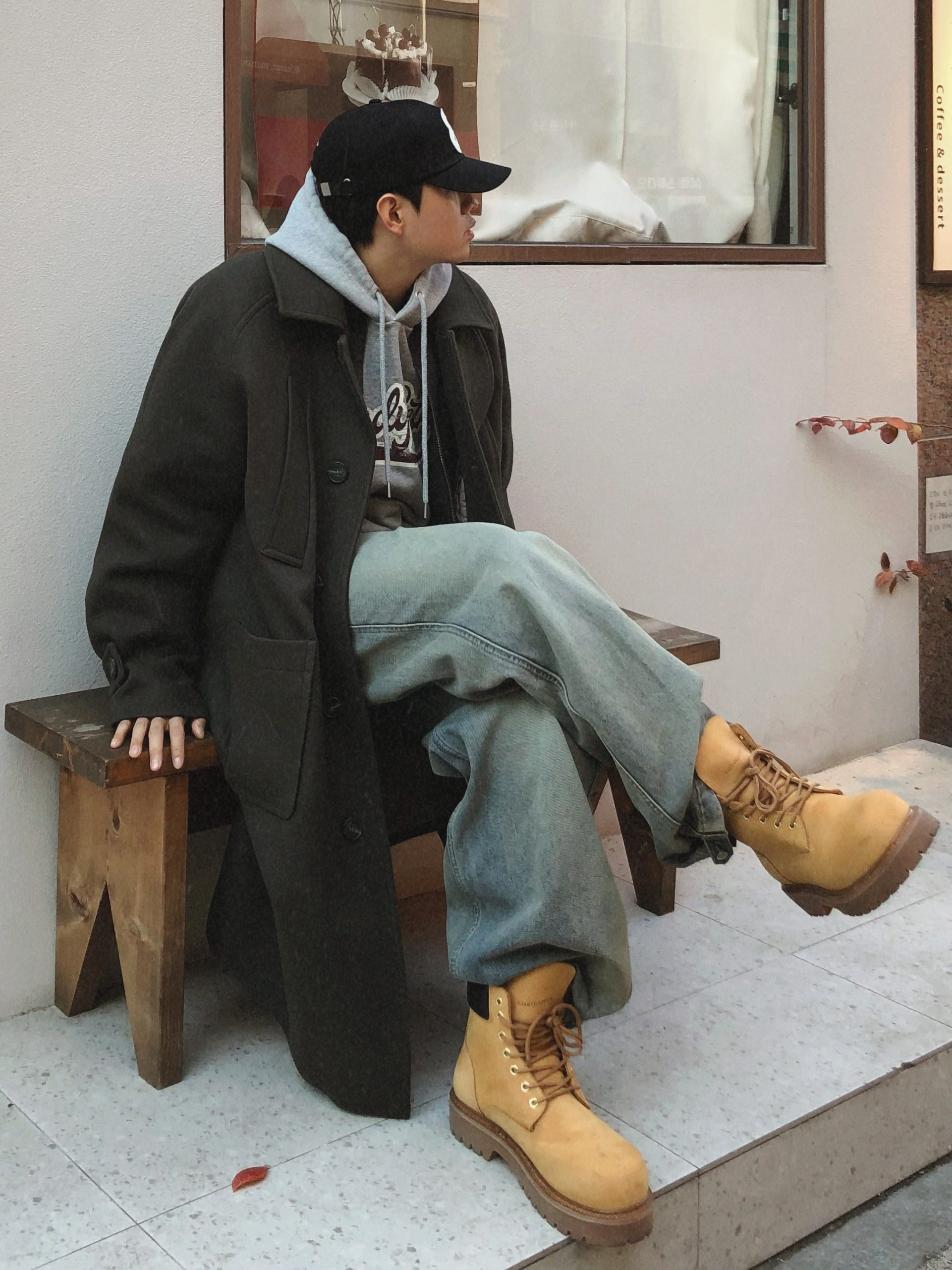 Undermycar Legion.02 Balmacaan Oversized Wool Coat Khaki, LOSTGARDEN Route Tan 착용 스타일 - 3