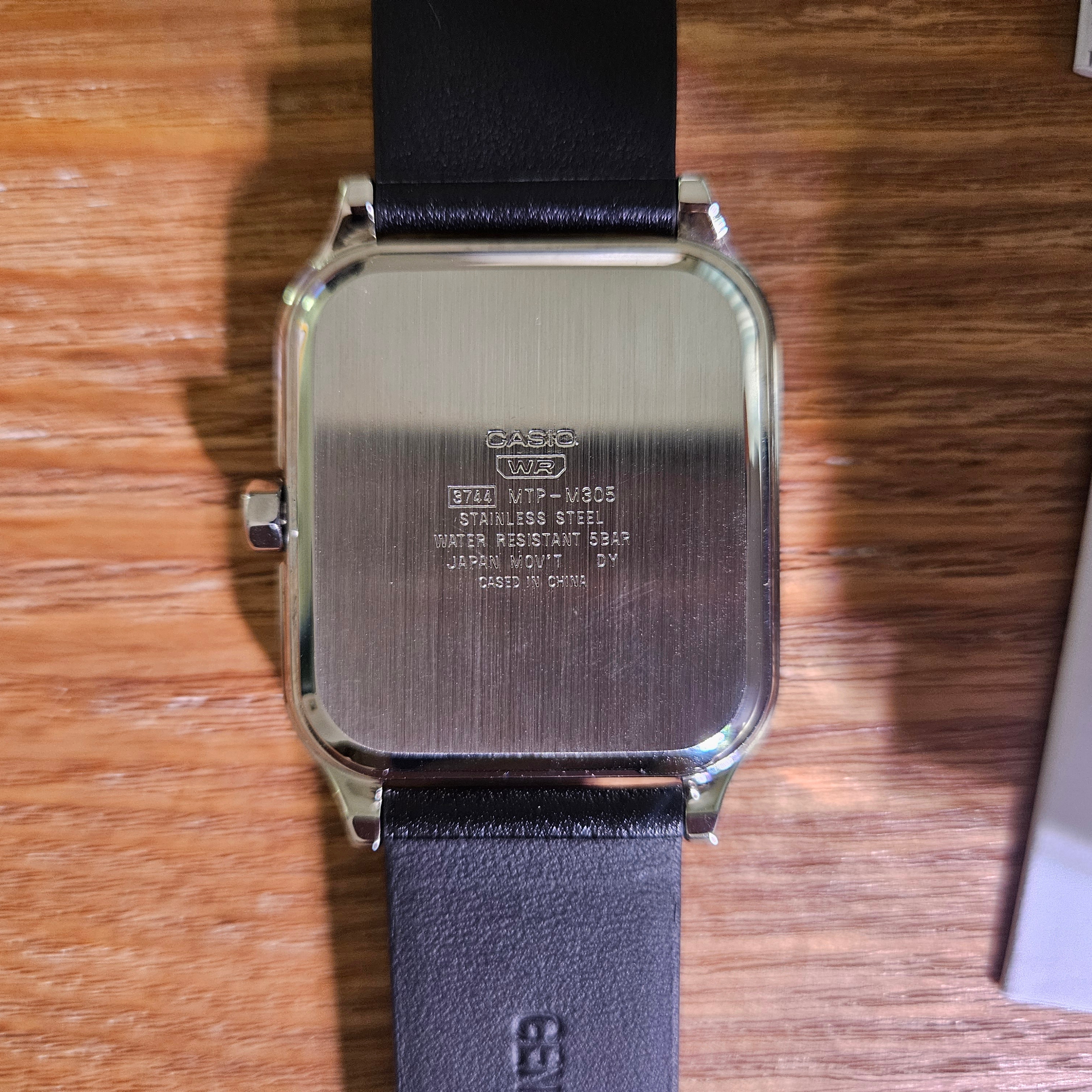 Casio MTP-M305L-7AV 착용 스타일 - 2