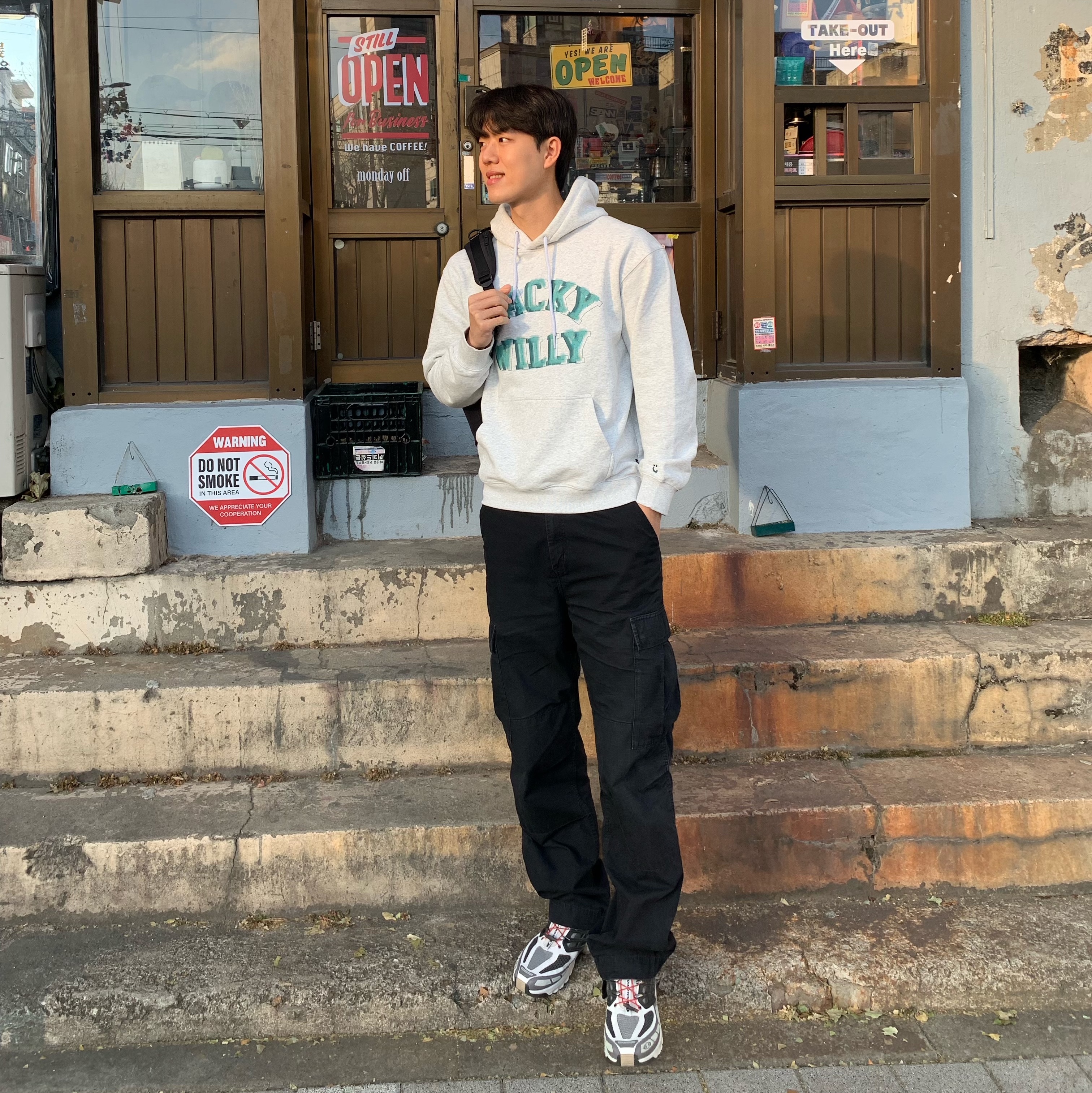 Salomon ACS Pro Beluga Vintage Khaki 착용 스타일 - 2