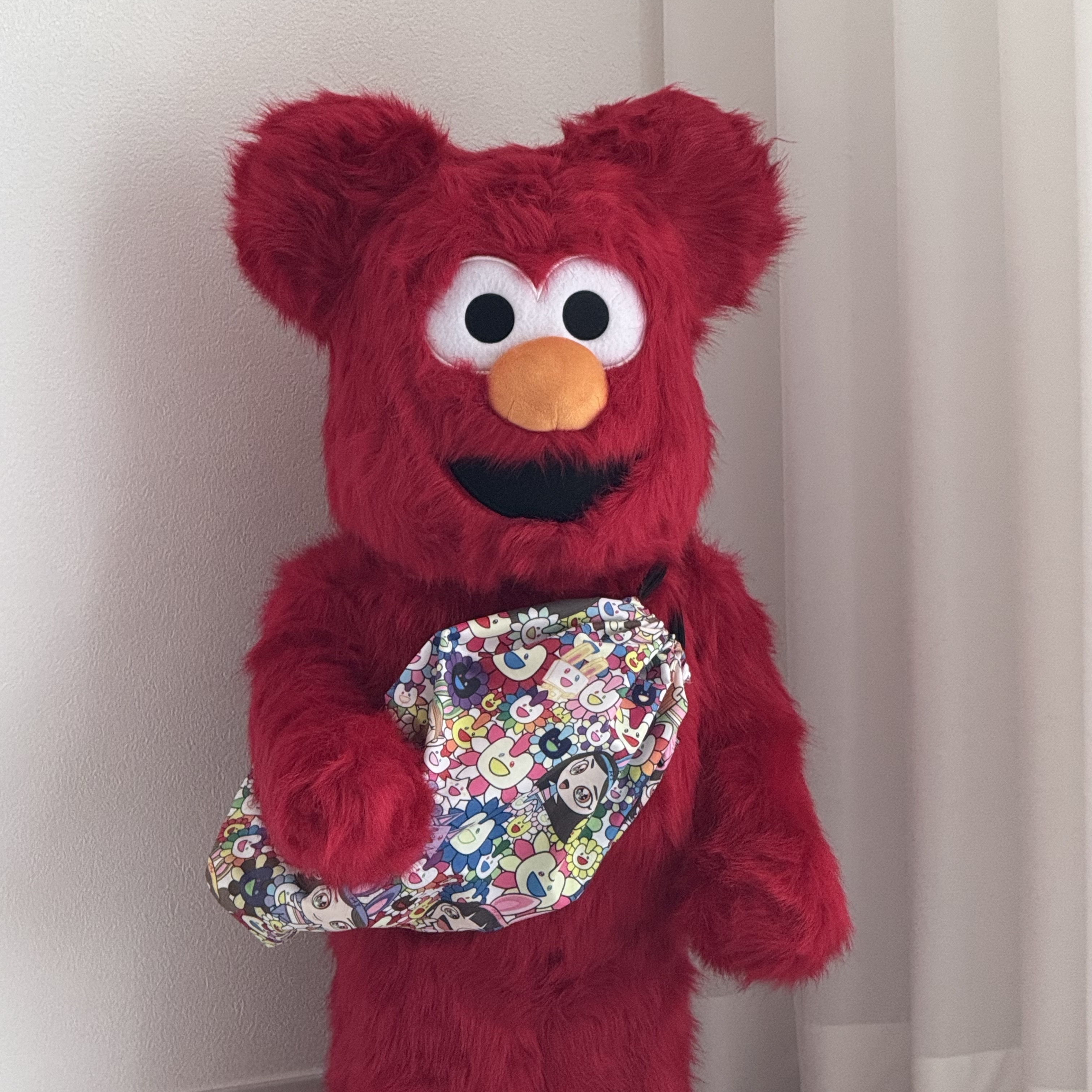 Bearbrick Sesame Street Elmo Costume Ver. 2 1000% 착용 스타일