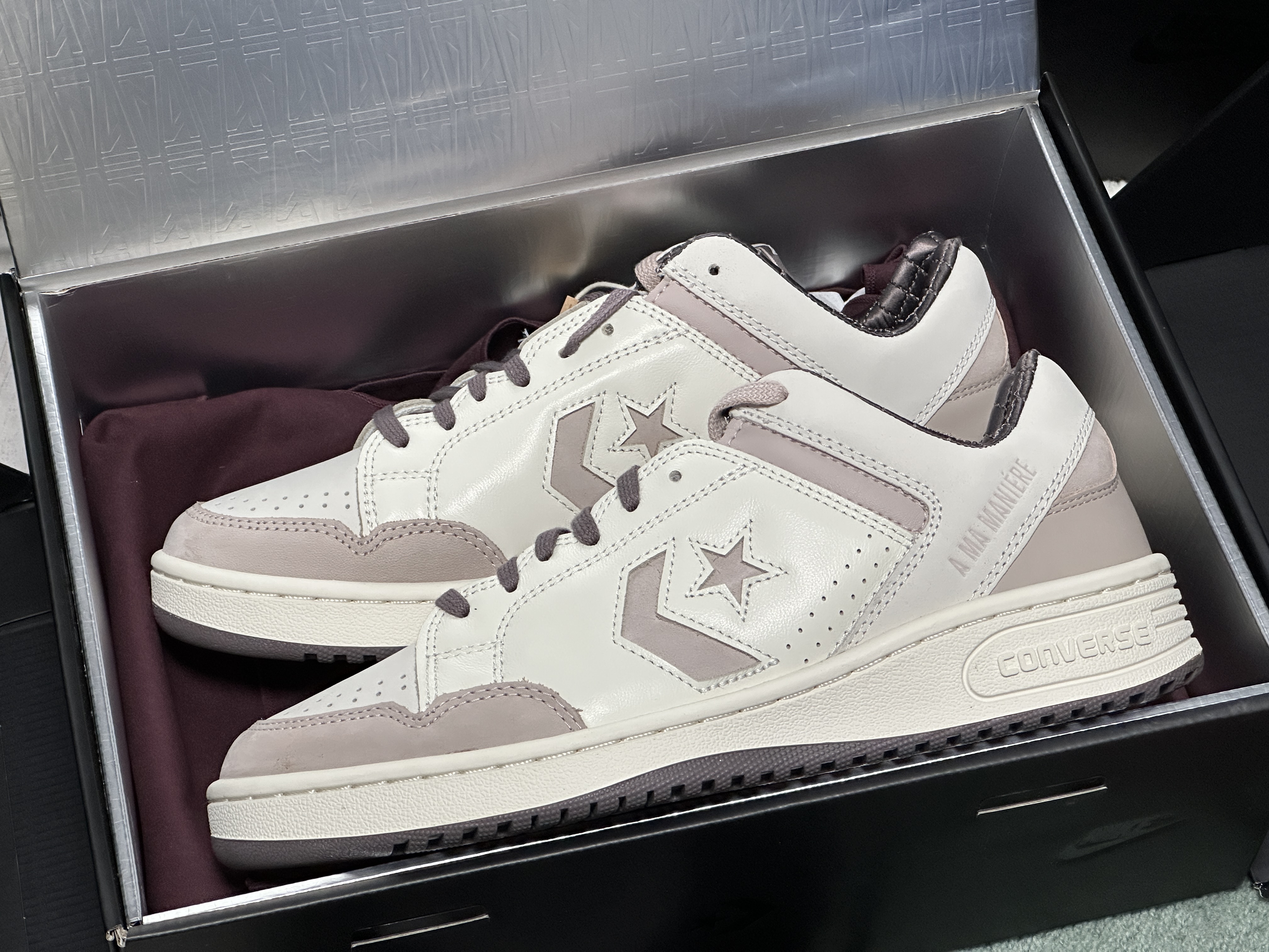 Converse x A Ma Maniere Weapon Low W.Y.W.S 착용 스타일