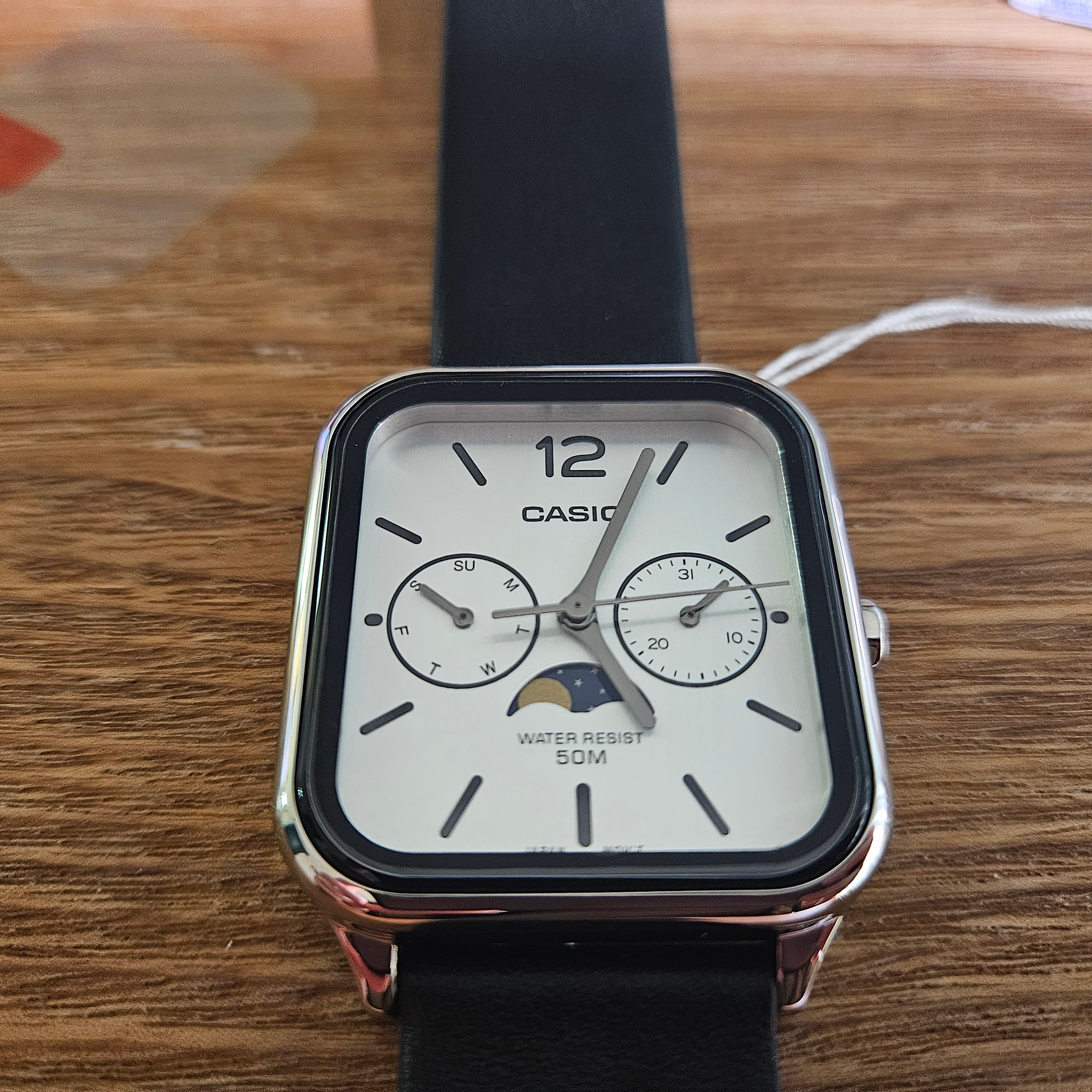 Casio MTP-M305L-7AV 착용 스타일 - 1