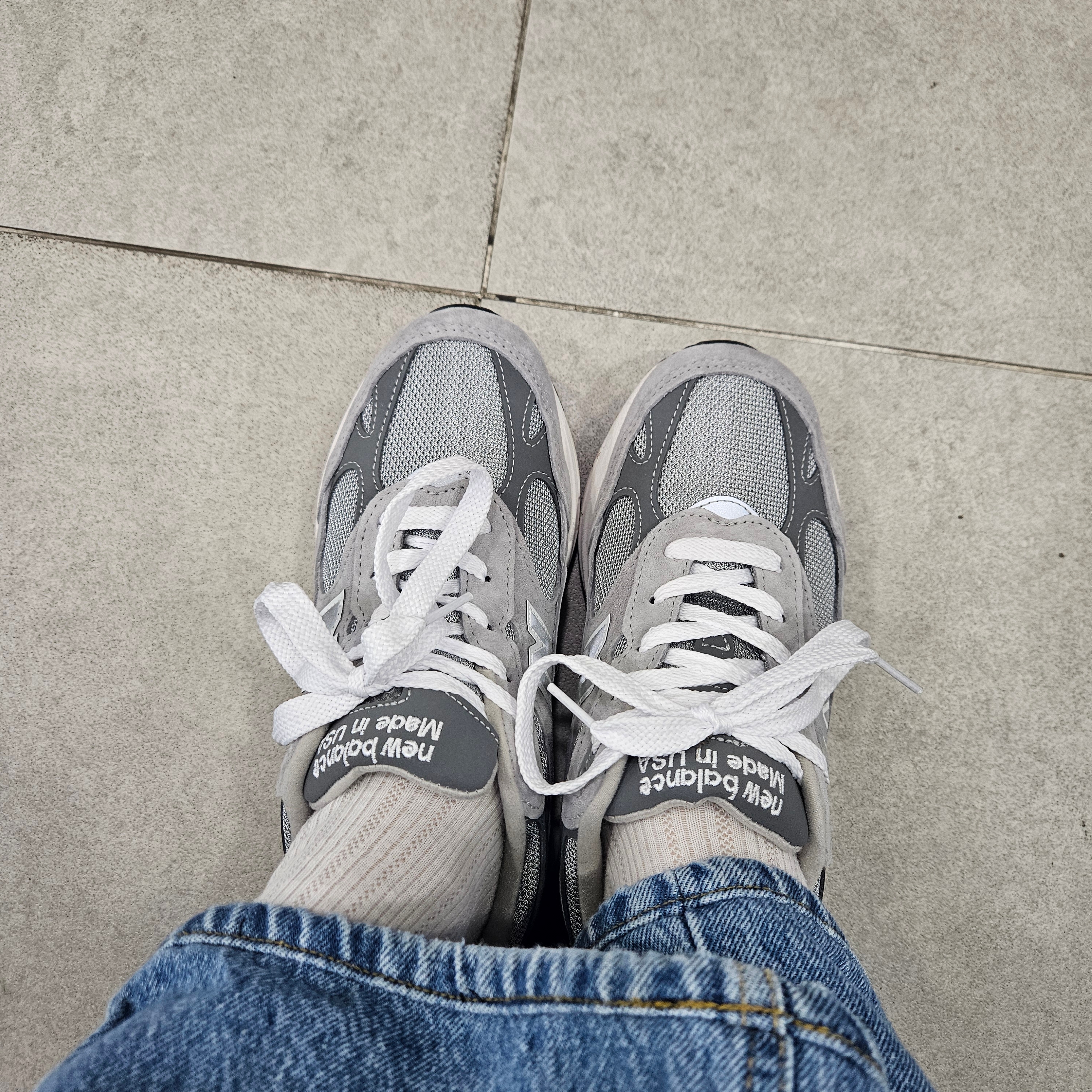 (W) New Balance 993 Made in USA Grey - D Wide 착용 스타일