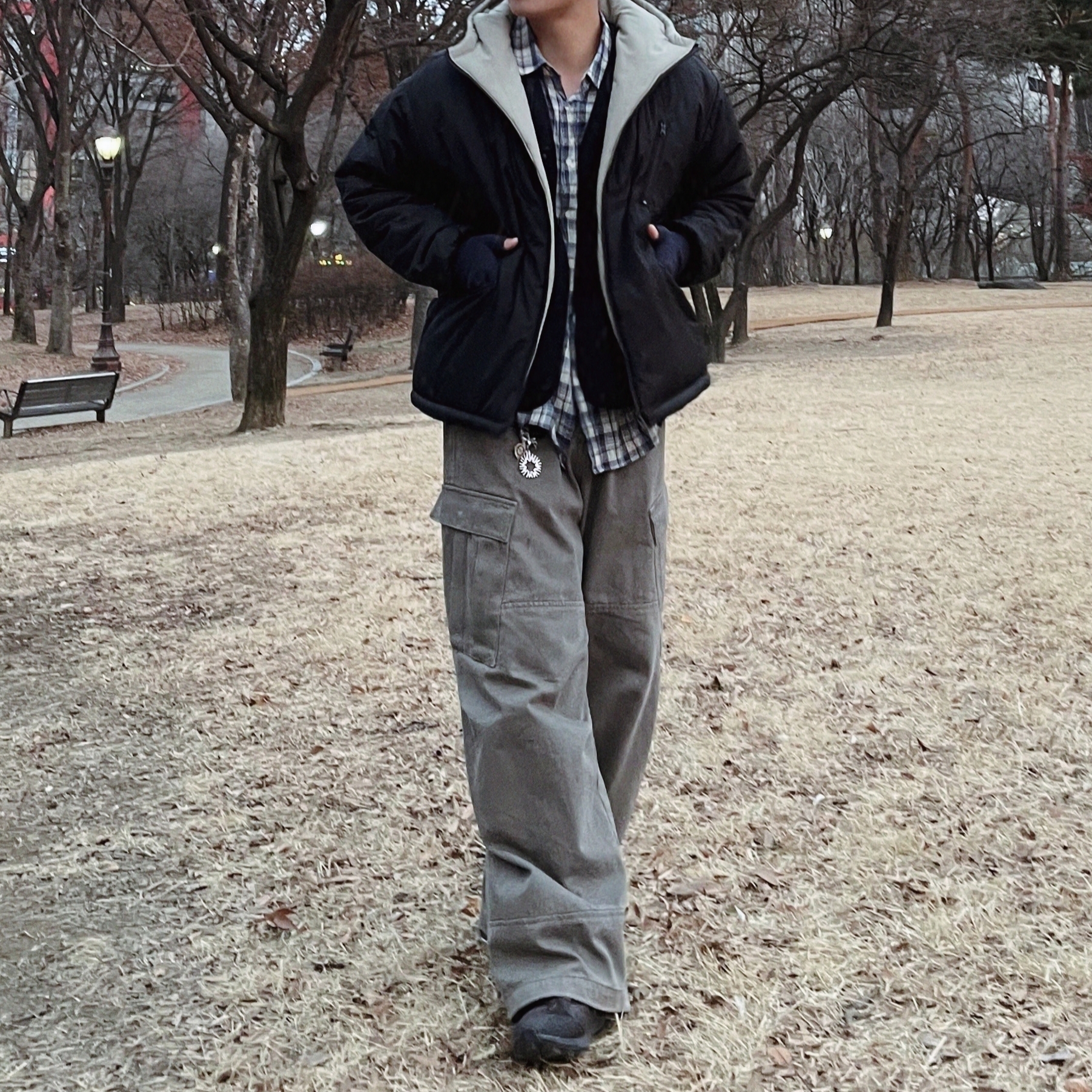On Running x Post Archive Faction (Paf) Cloudventure Peak Cacao Espresso 착용 스타일 - 1