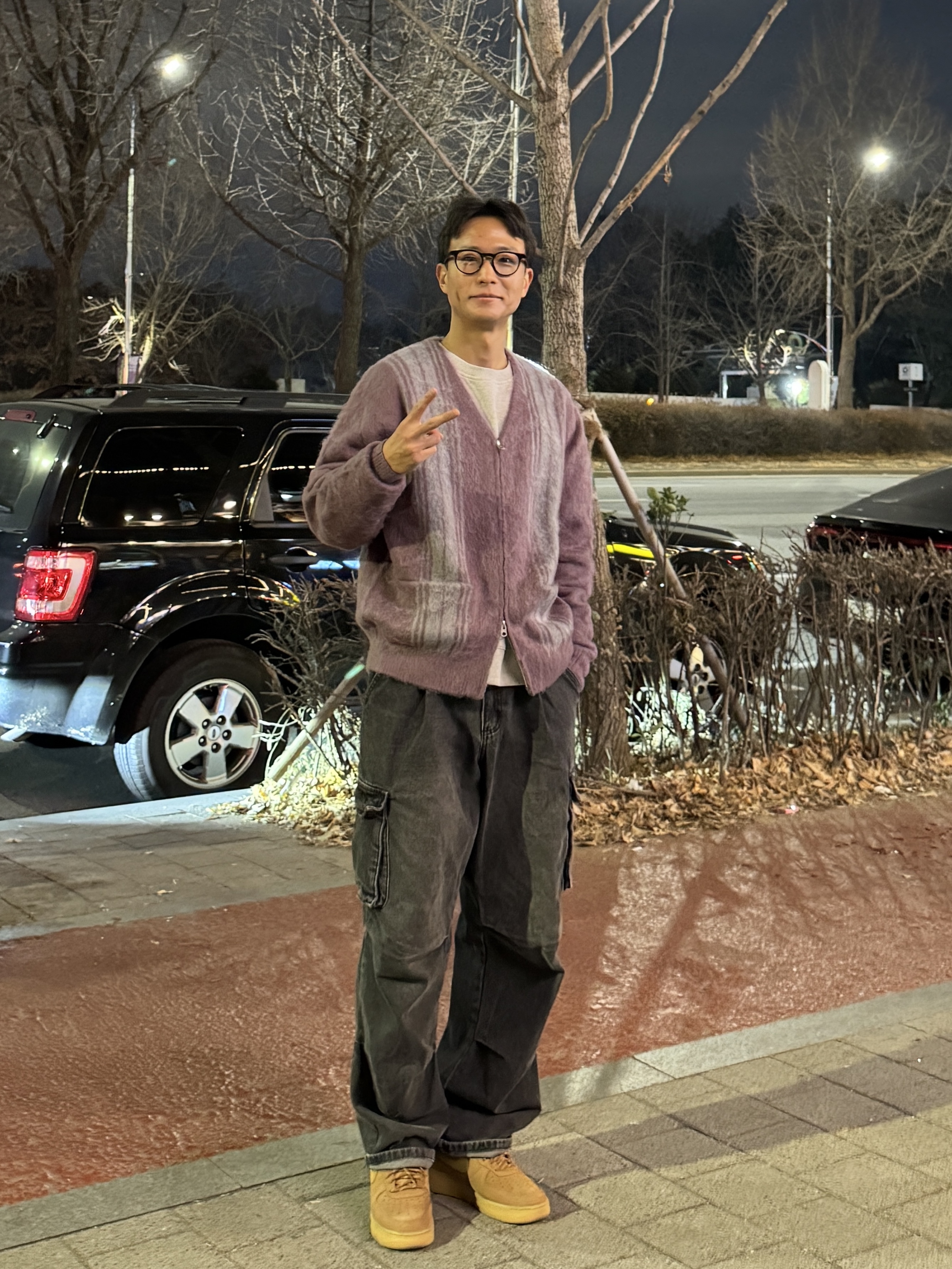 Human Made Zip-Up Cardigan Purple, Kenzo Boke Flower Crest Sweatshirt Pale Grey 착용 스타일 - 2