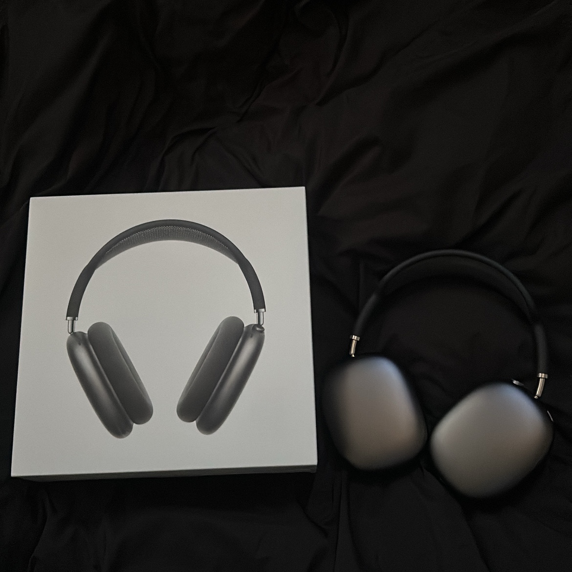 Apple AirPods Max Lightning Space Gray (Korean Ver.) 착용 스타일