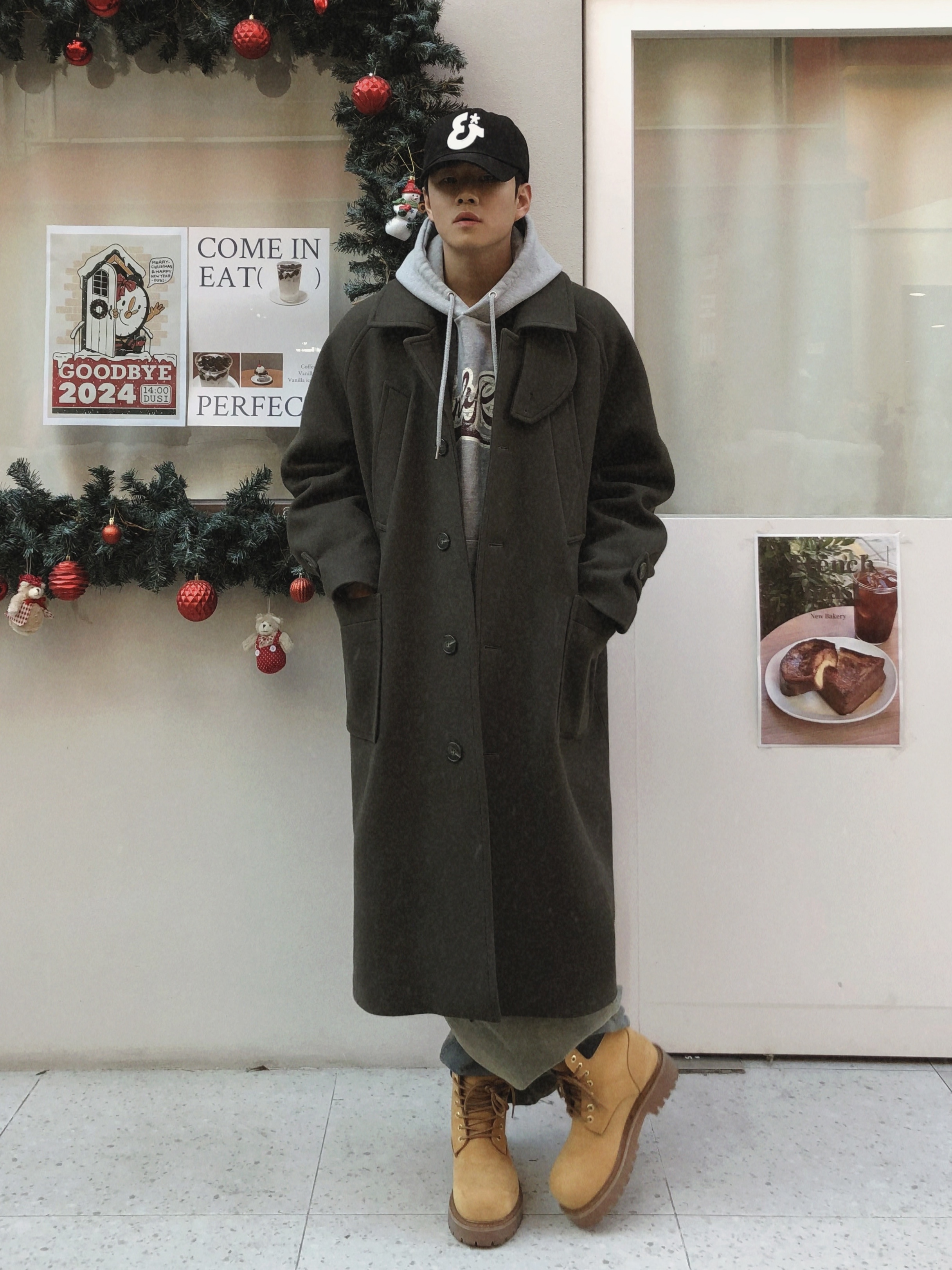 Undermycar Legion.02 Balmacaan Oversized Wool Coat Khaki, LOSTGARDEN Route Tan 착용 스타일 - 4