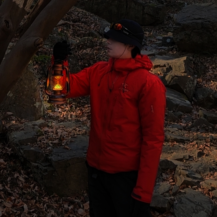 Arc'teryx Sinsolo Hat Black, Arc'teryx Beta AR Jacket Heritage 착용 스타일 - 1