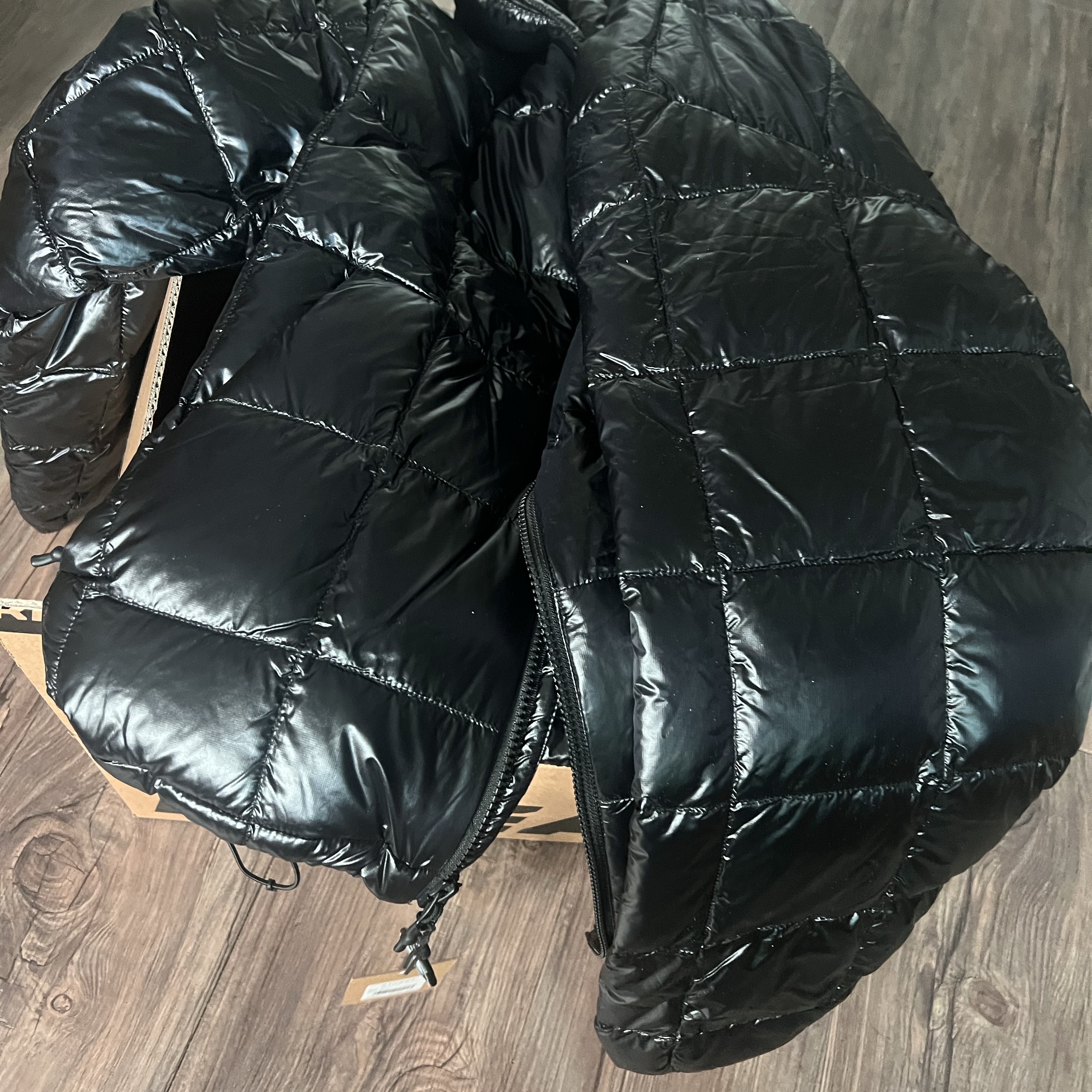 Stussy Midweight Puffer Black 착용 스타일