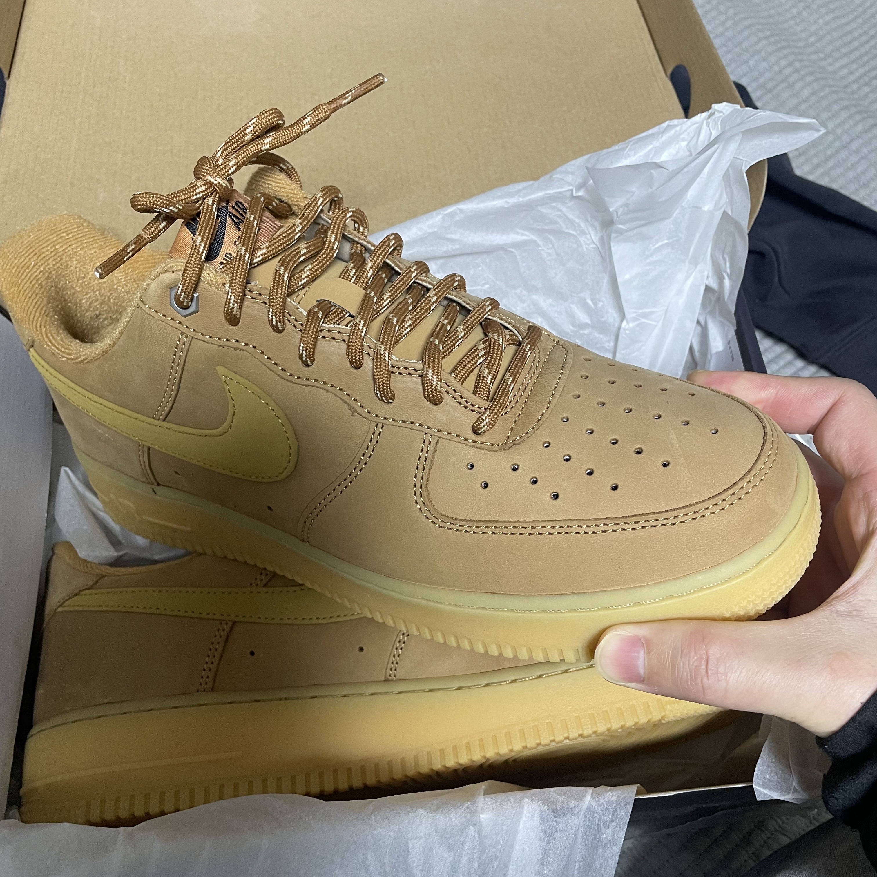 Nike Air Force 1 '07 WB Flax 착용 스타일 - 1