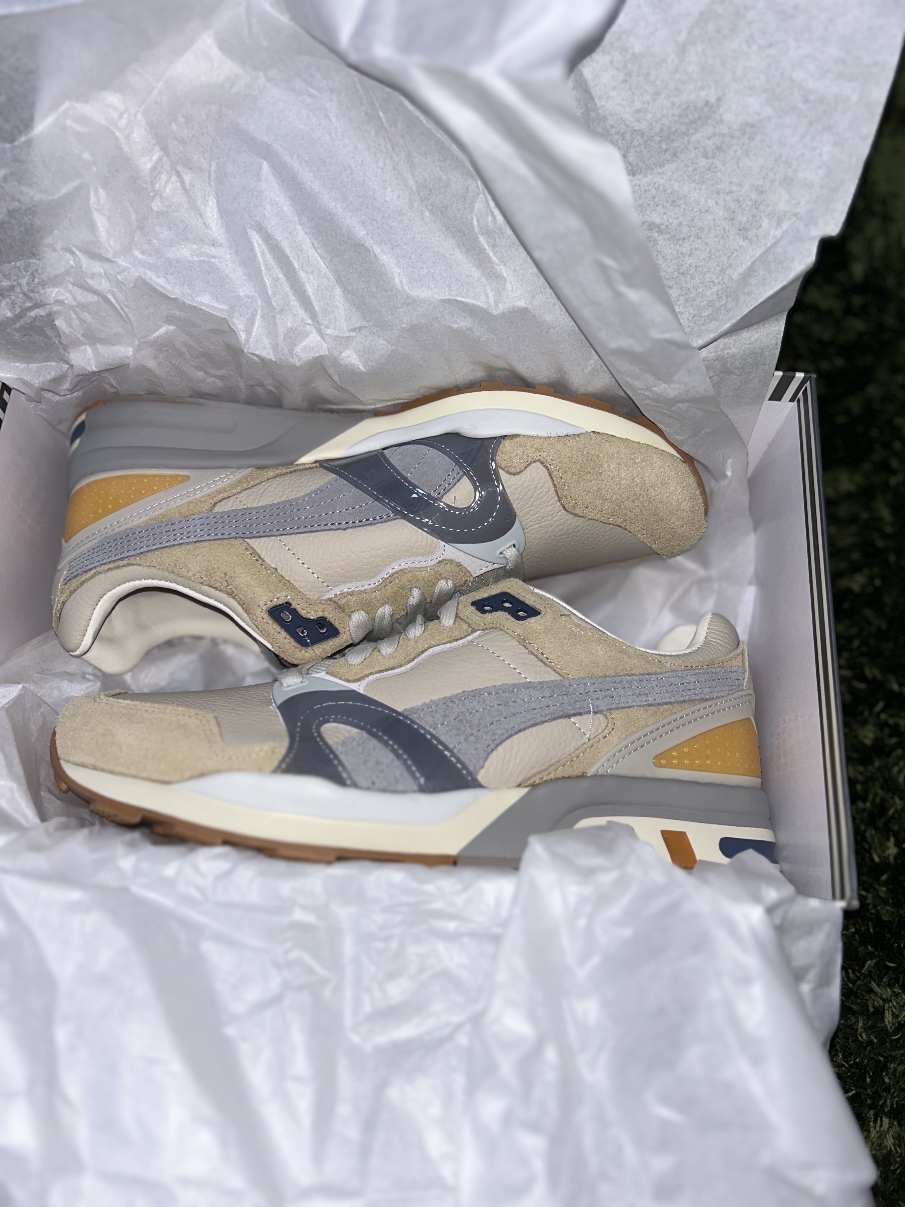 Puma x Rhuigi Trinomic XT-2 Sand Dune Concrete Gray 착용 스타일 - 8