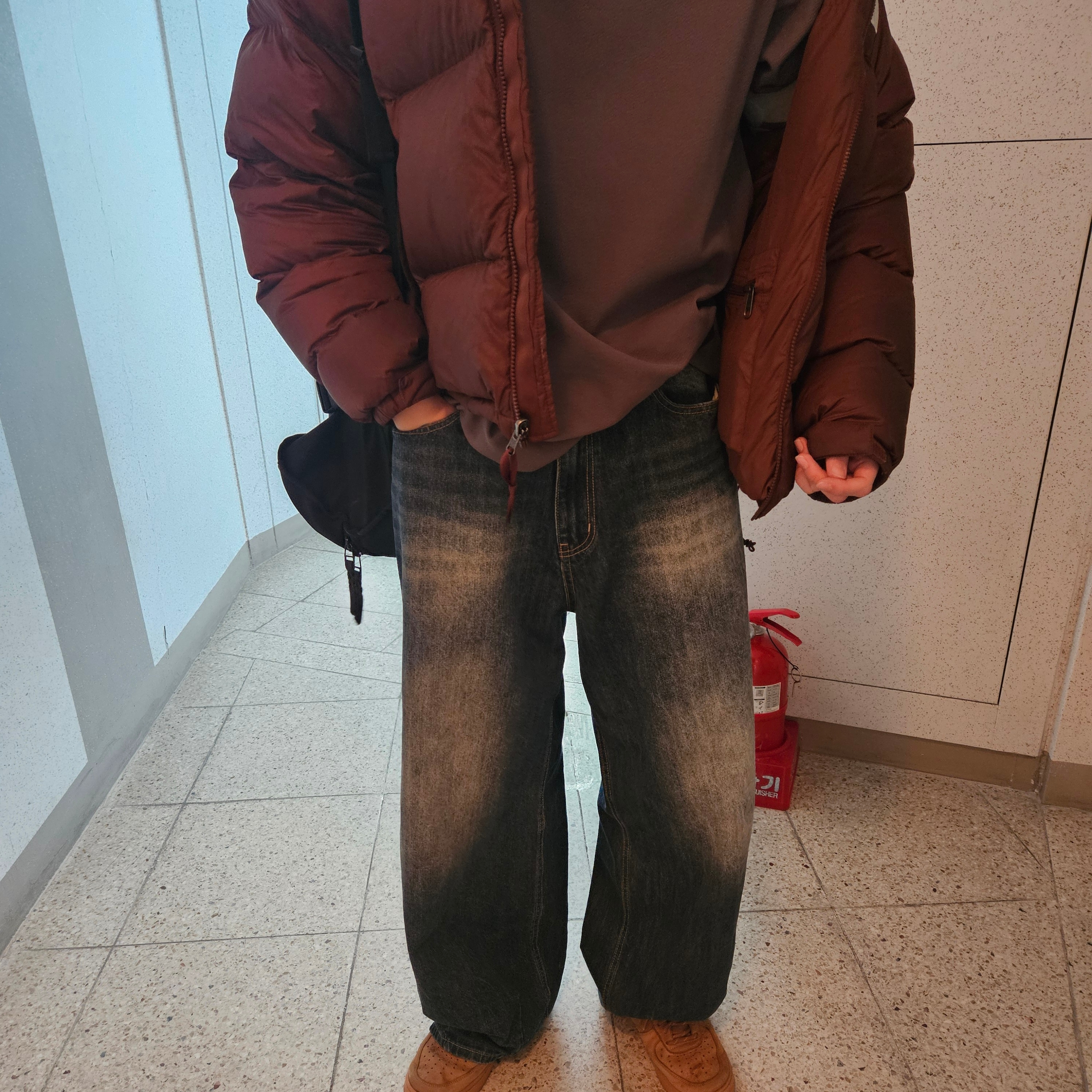 Nike Air Force 1 '07 WB Flax 착용 스타일