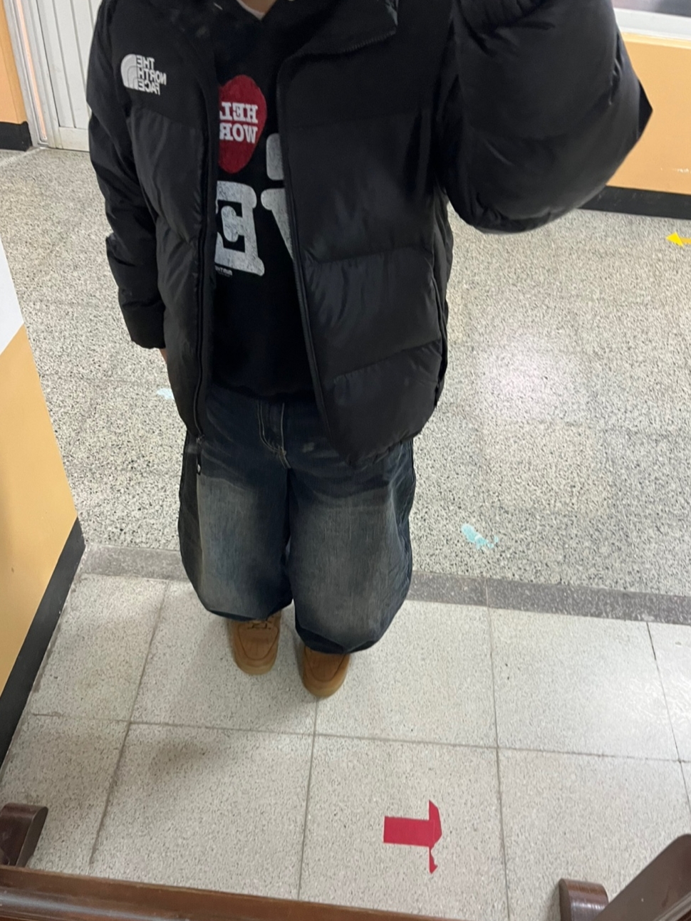 (W) The North Face Nuptse On Ball Jacket Black, Nike Air Force 1 '07 WB Flax 착용 스타일
