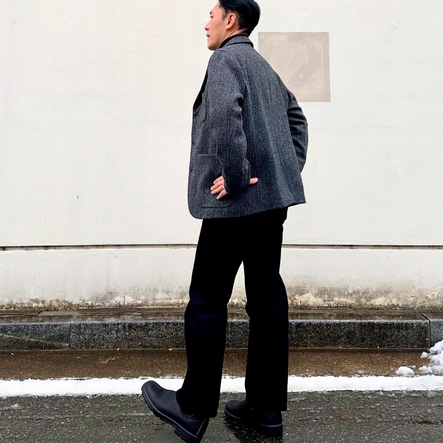 BLUNDSTONE Originals 510 Chelsea Boots Black 착용 스타일 - 3
