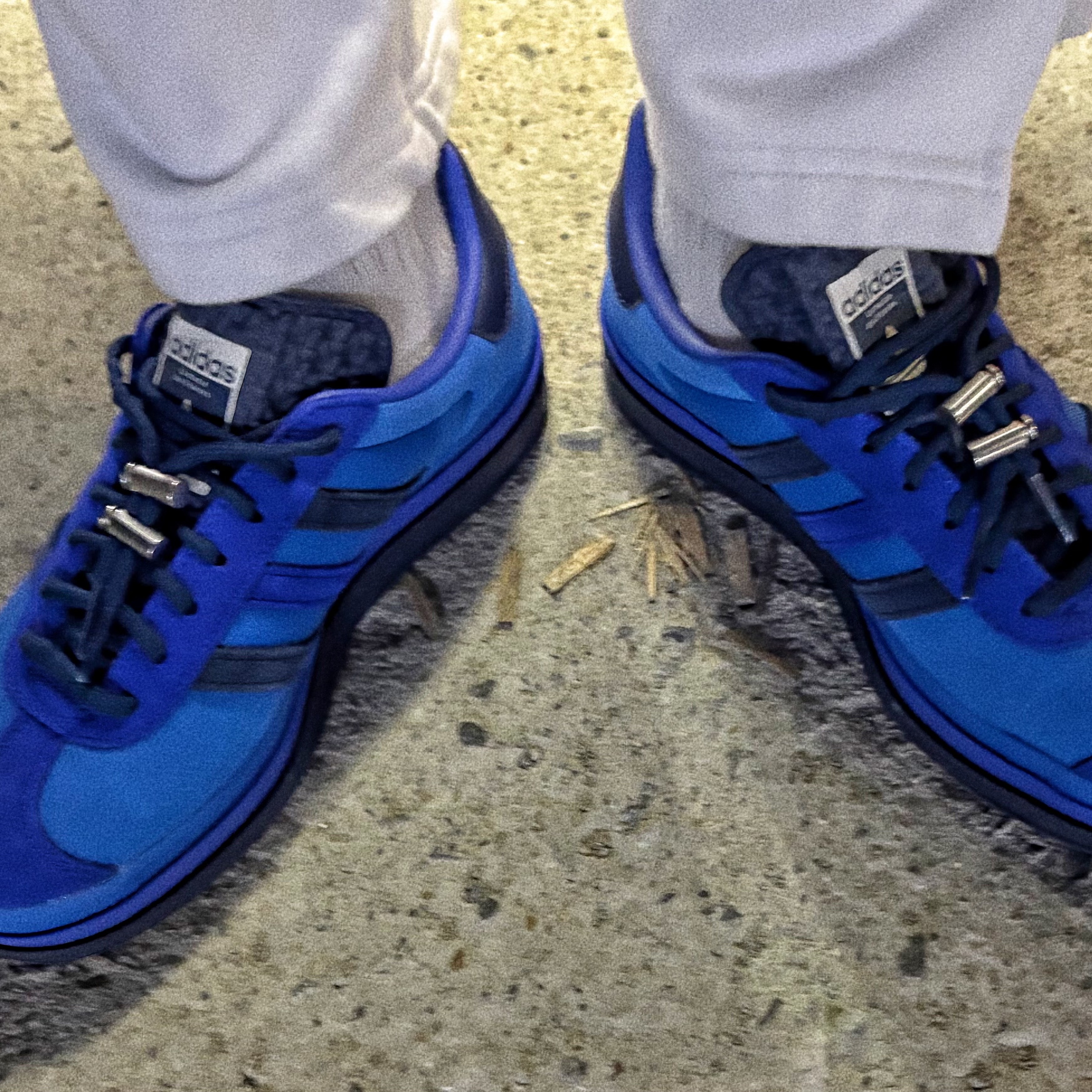 (W) Adidas x Ordinary People Gazelle Bold Bright Royal Semi Lucid Blue 착용 스타일 - 2