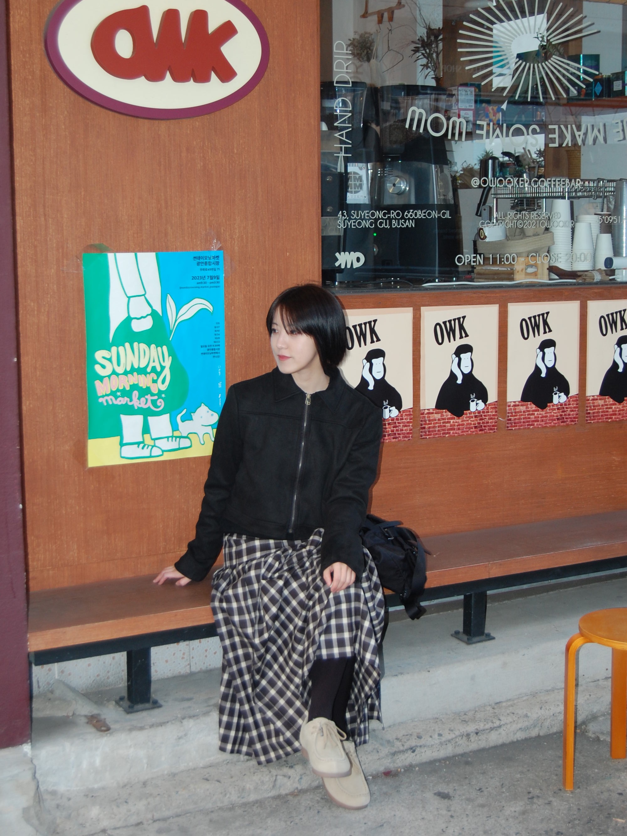 Prada Re-Nylon Small Backpack Black 착용 스타일