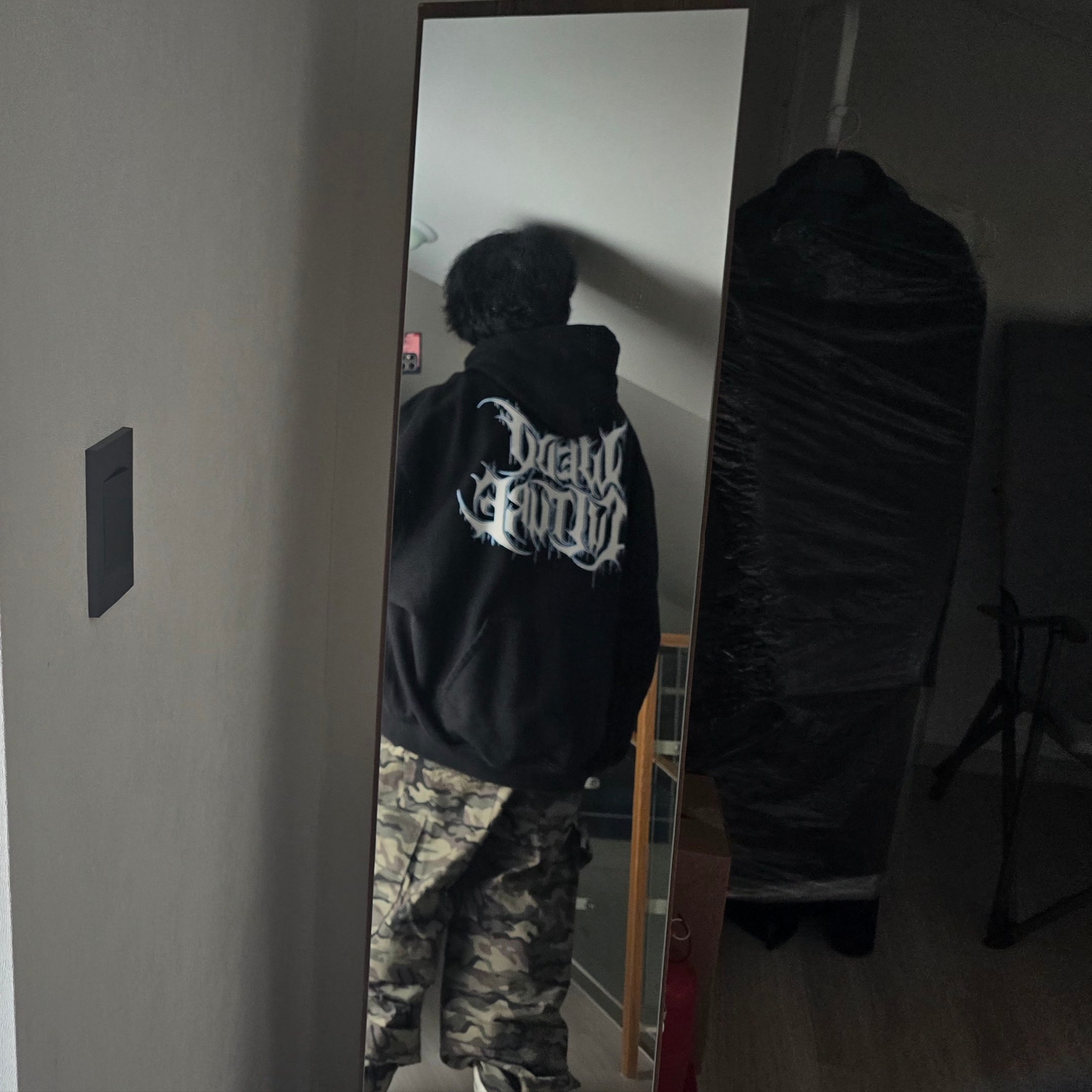 Ourpas 075 Glitter Logo Hoodie, Converse x Drkshdw Turbowpn Egret 착용 스타일 - 3