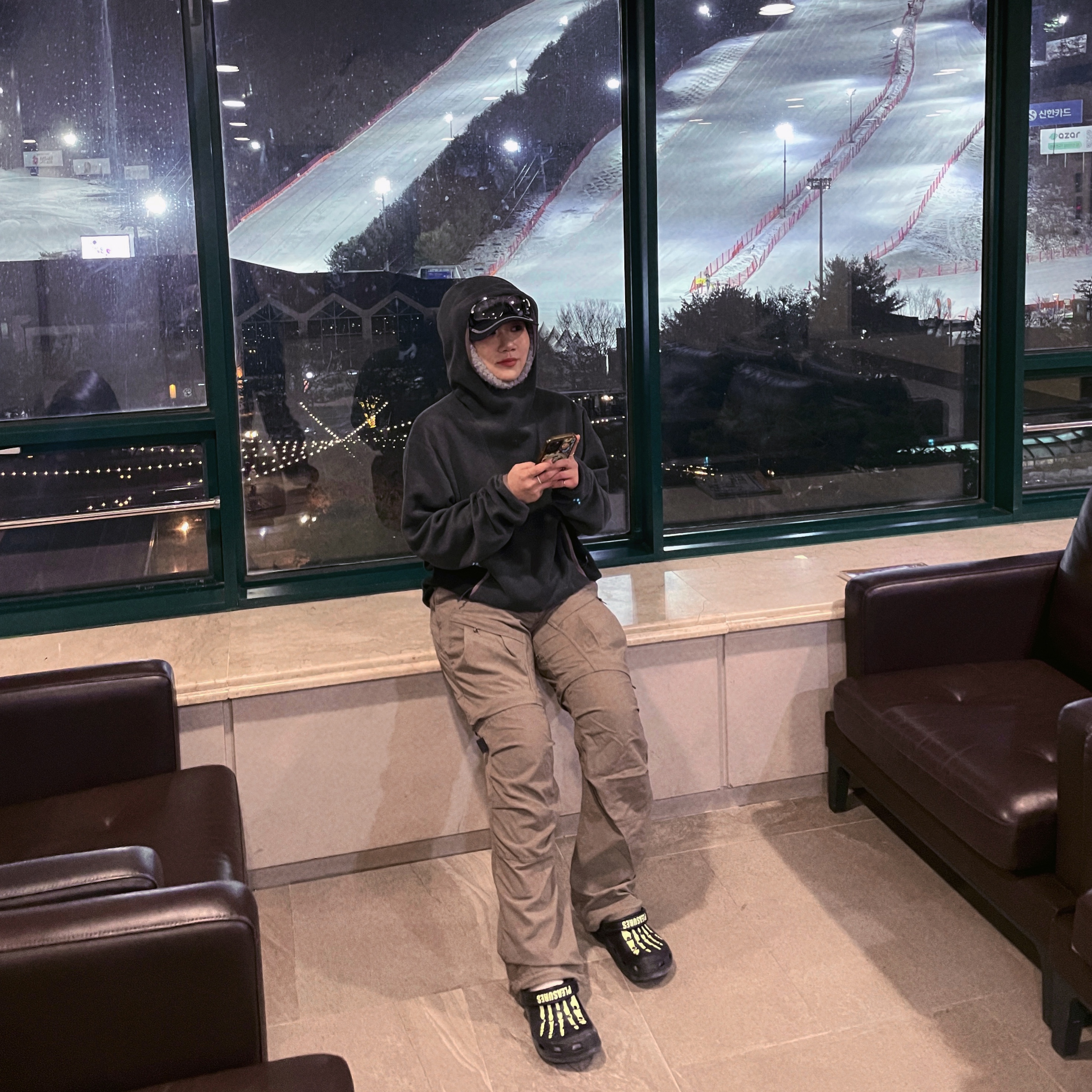 Nike ACG Polartec Wolf Tree Pullover Hoodie Dark Smoke Grey, Nike ACG Smith Summit Cargo Pants Olive Grey - US/EU 착용 스타일 - 1