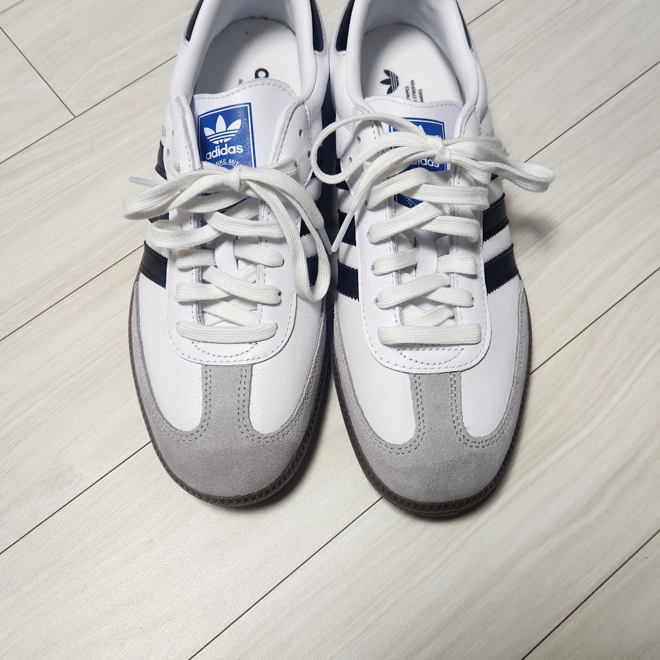 Adidas Samba OG Cloud White 착용 스타일