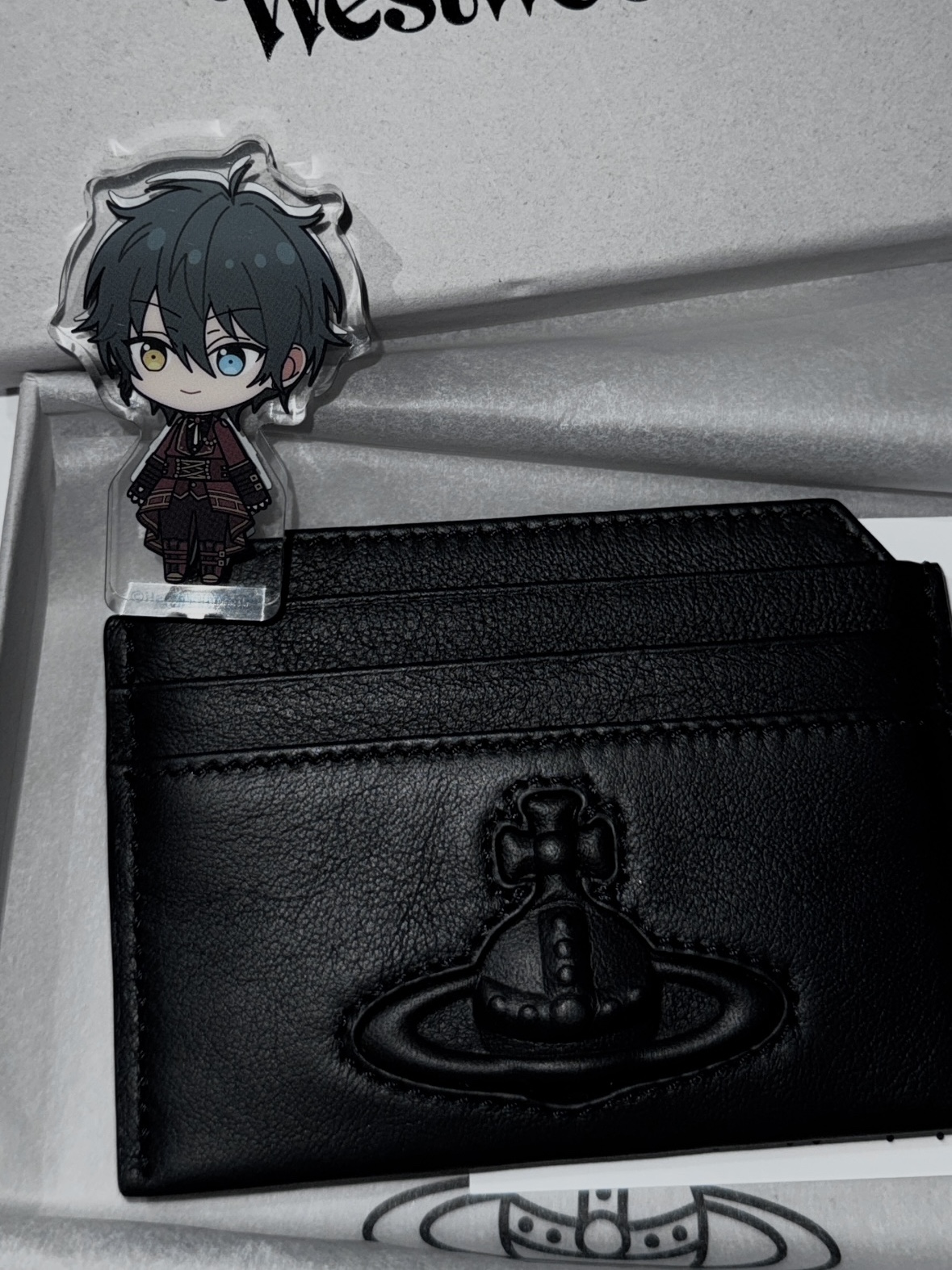 Vivienne Westwood Smooth Leather Slim Card Holder Black 착용 스타일 - 2