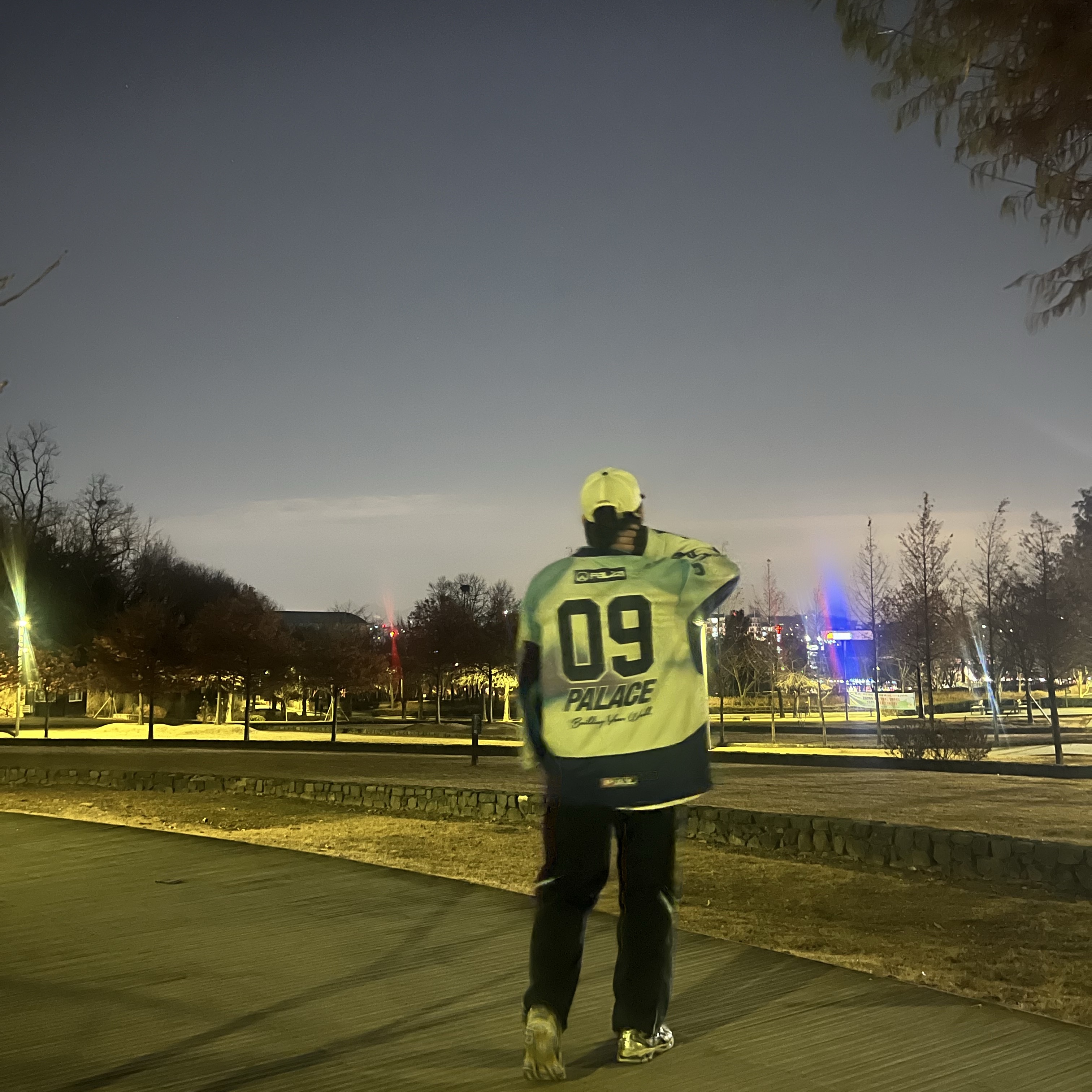 Palace Building Your World Hockey Jersey Blue - 24FW, Asics Gel-Kayano 14 Cream Black 착용 스타일 - 2