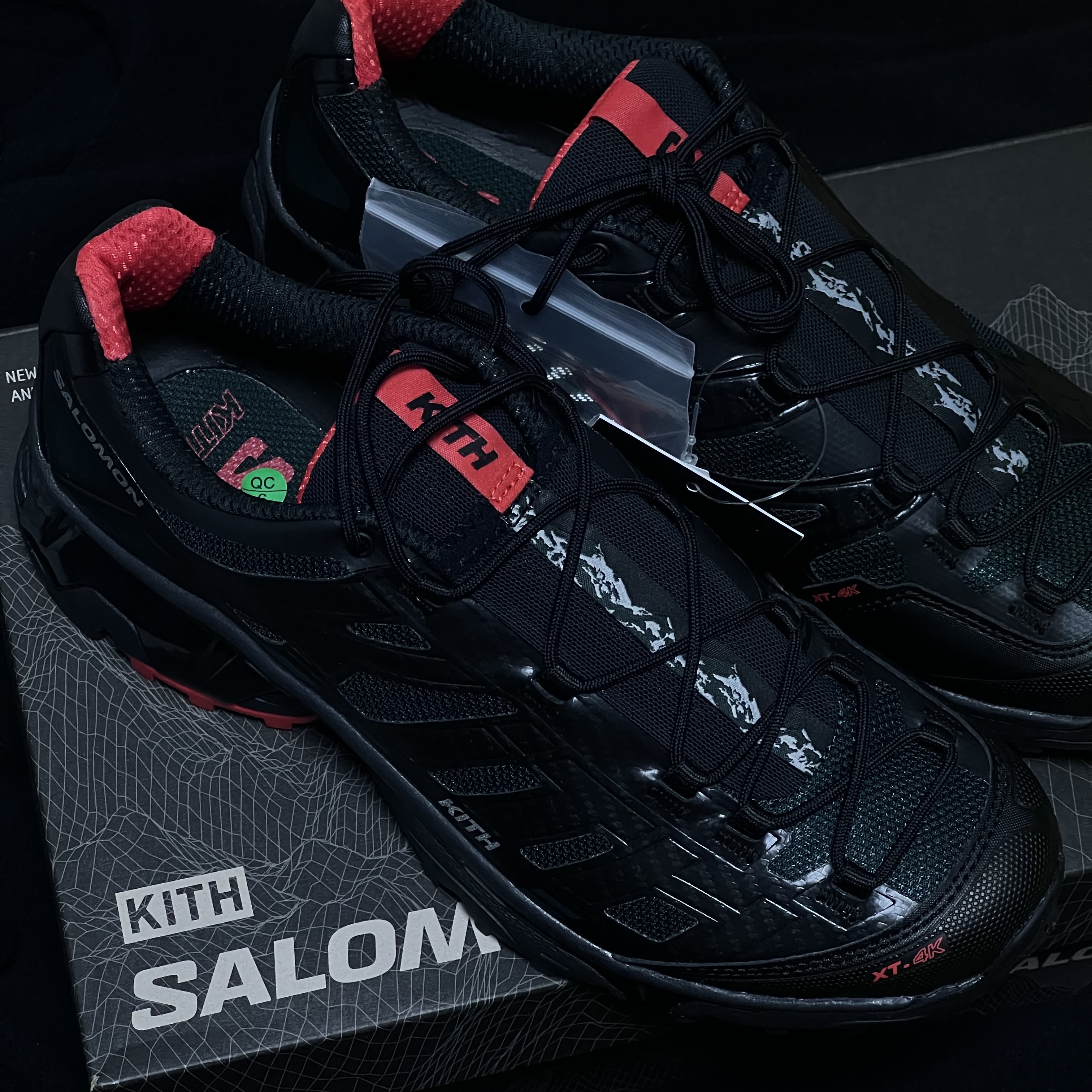 Salomon x Kith XT-4K Black Scarab 착용 스타일
