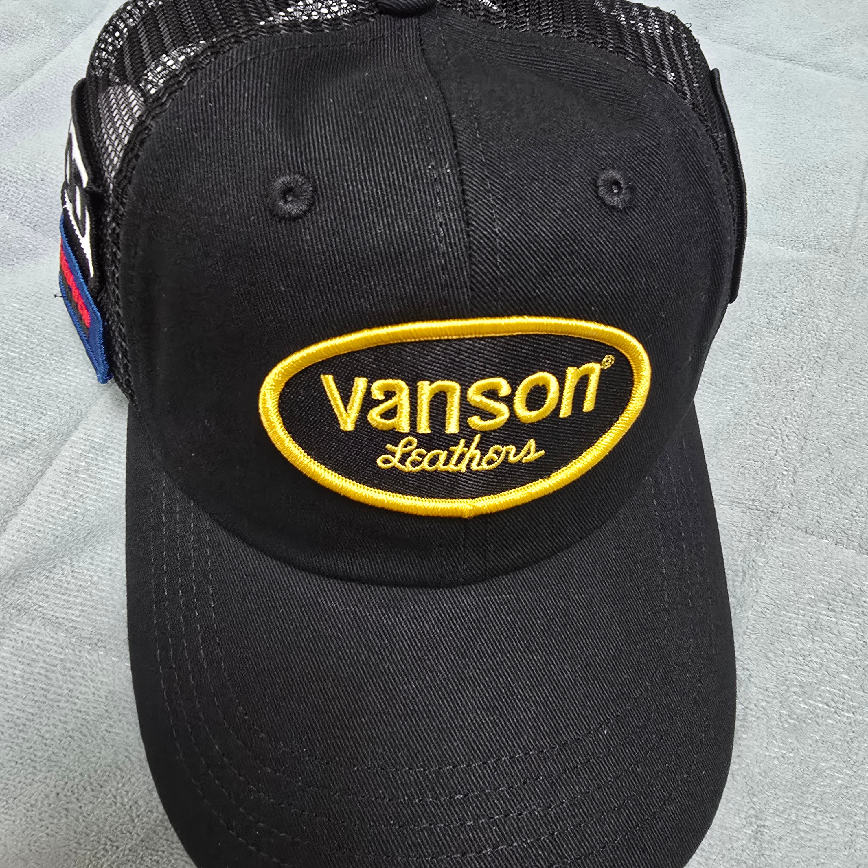 Supreme x Hysteric Glamour x Vanson Leathers Mesh Back 6-Panel Black - 24FW 착용 스타일