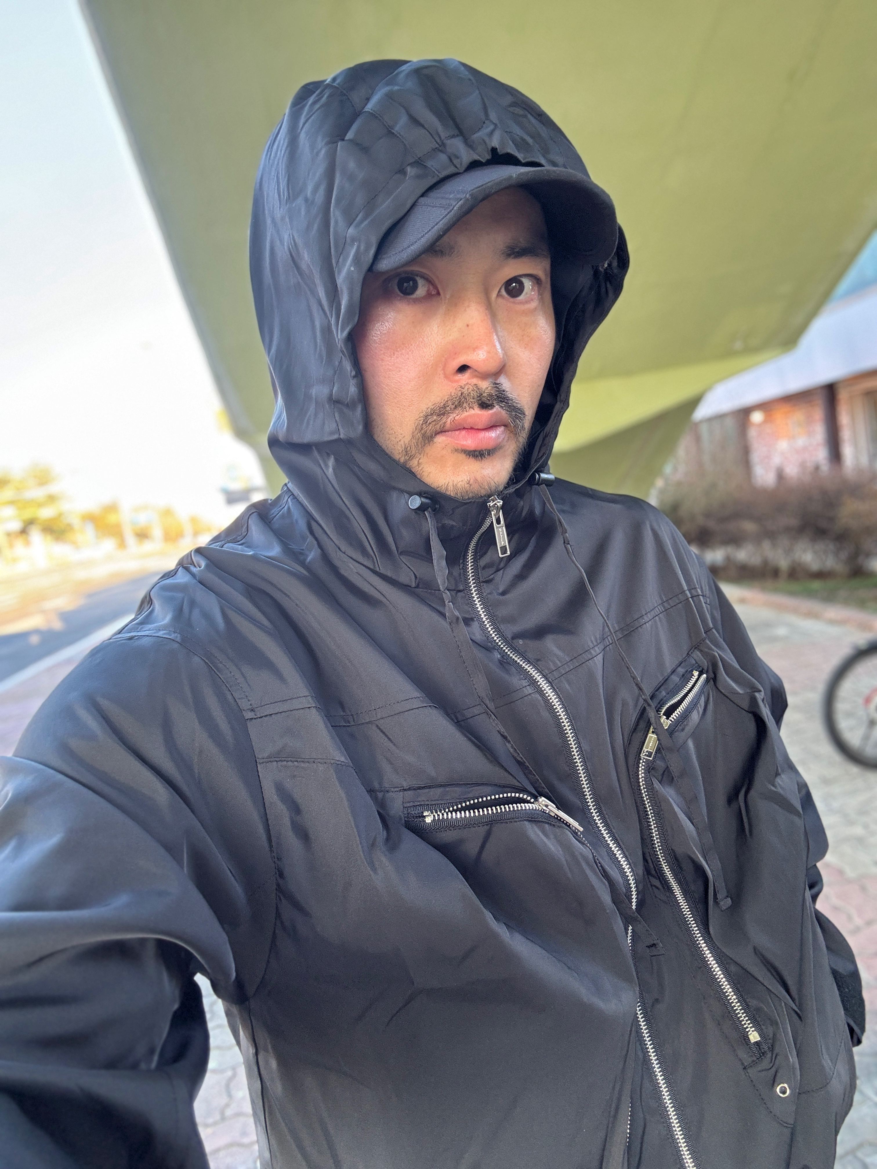 Hoka Bondi 8 Wide Black - 24SS 착용 스타일 - 3