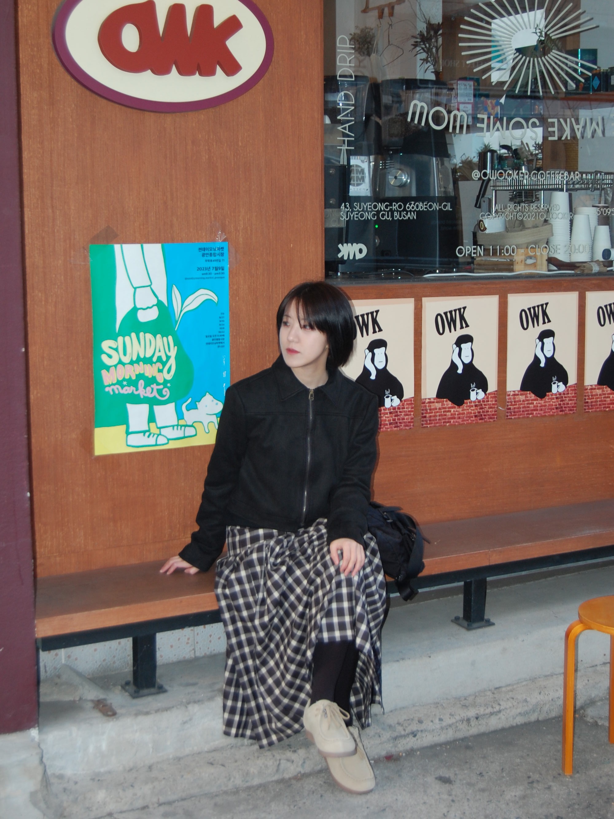 Prada Re-Nylon Small Backpack Black 착용 스타일