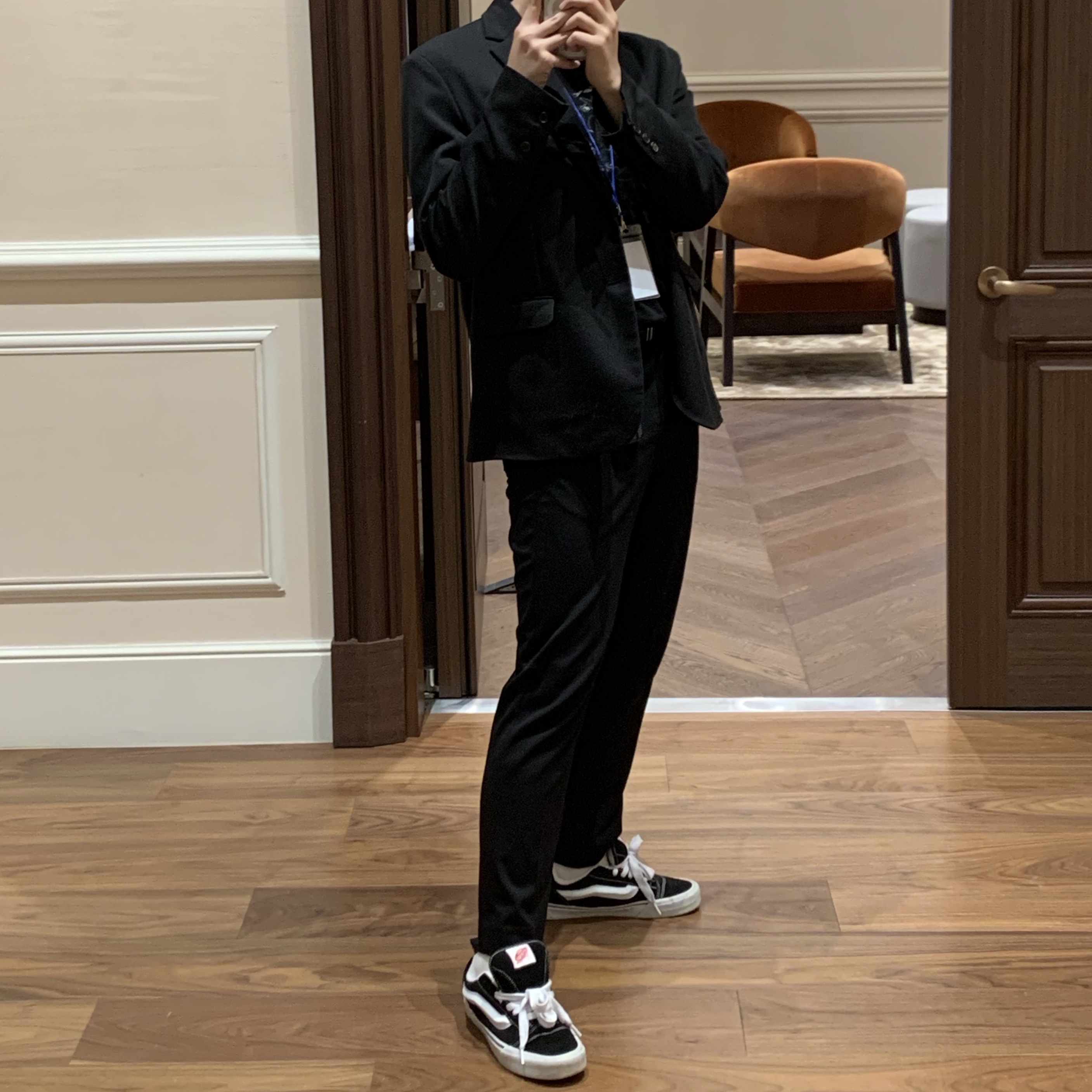 Vans Knu-Skool Black True White 착용 스타일