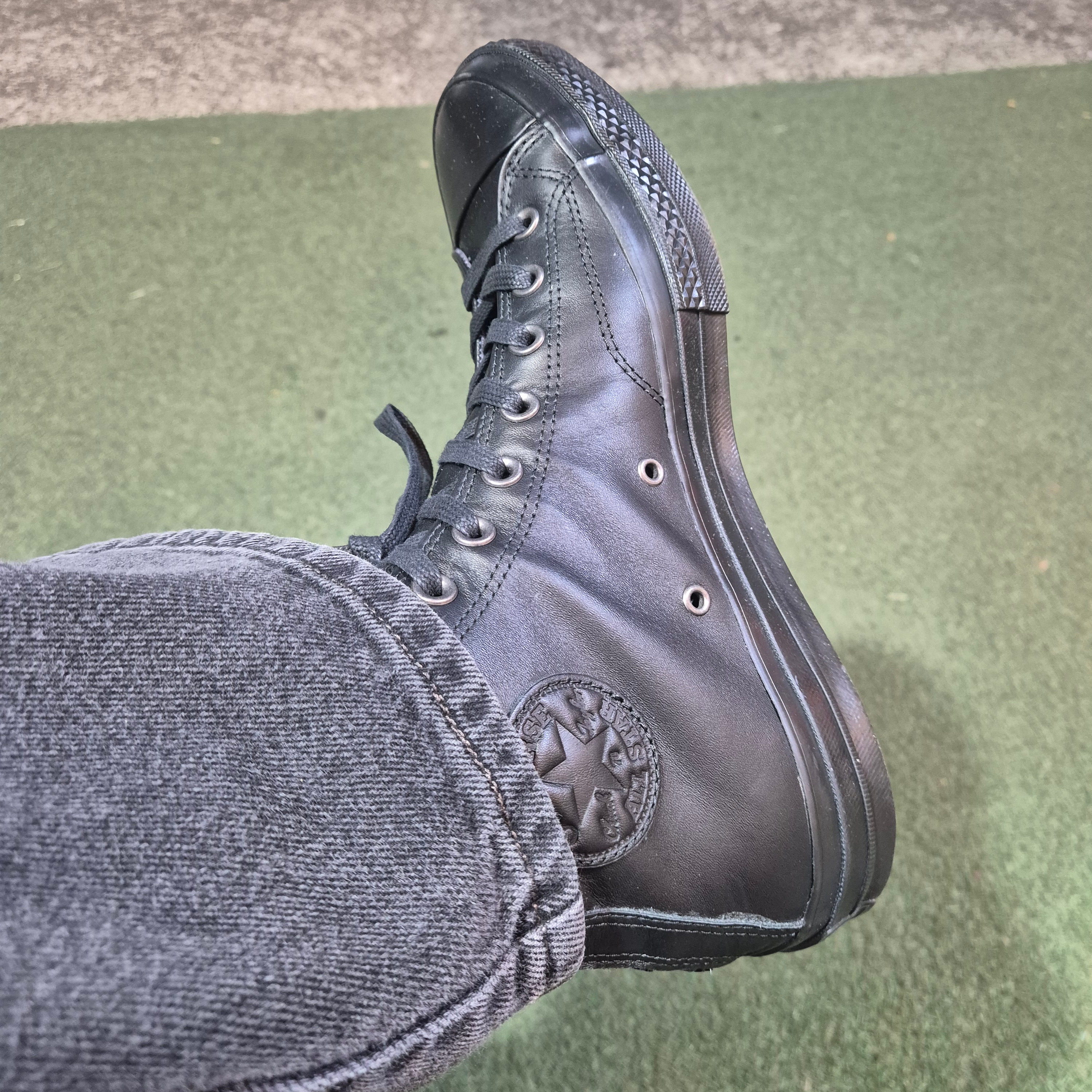 Converse Chuck 70 Leather Zip Black 착용 스타일