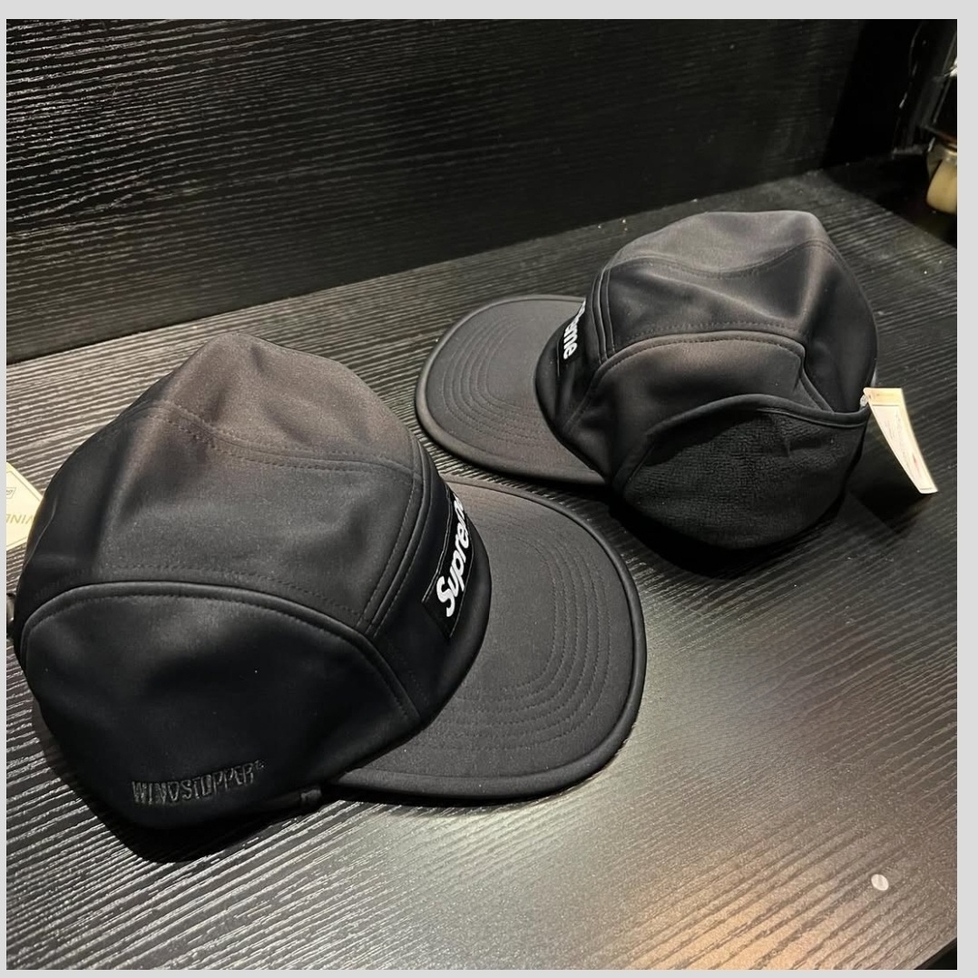 Supreme Windstopper Earflap Camp Cap Black - 24FW, Supreme Windstopper Earflap Camp Cap Navy - 24FW 착용 스타일 - 1