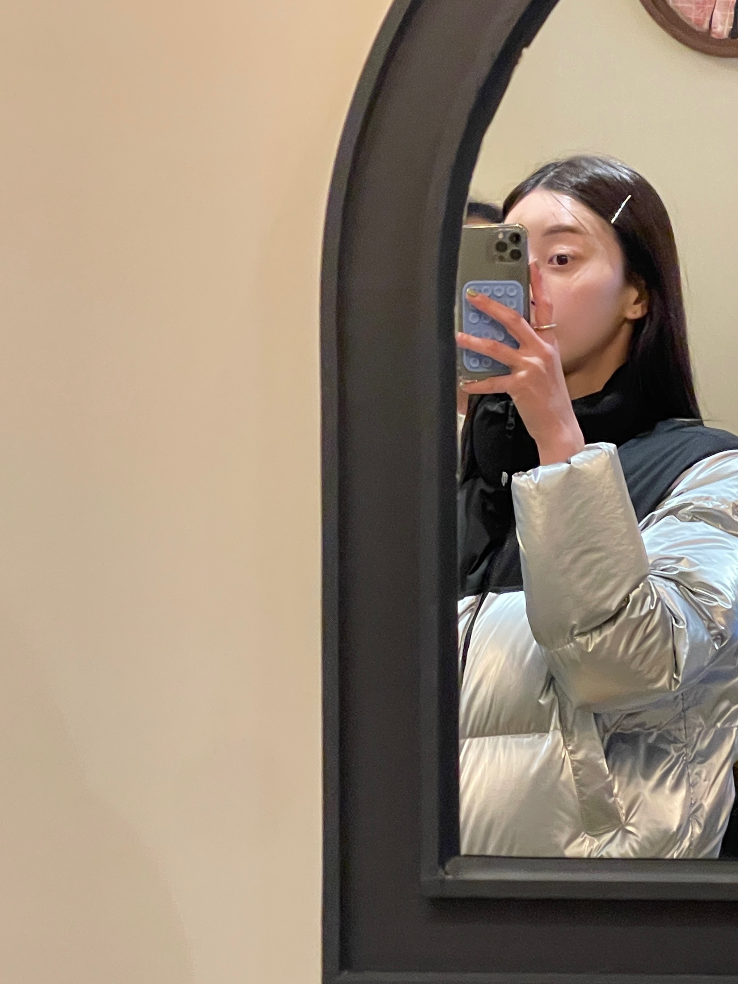 Salomon ACS +OG Buttercup Olive Night Black, (W) The North Face White Label Novelty Nuptse Down Jacket SE Silver 착용 스타일 - 6