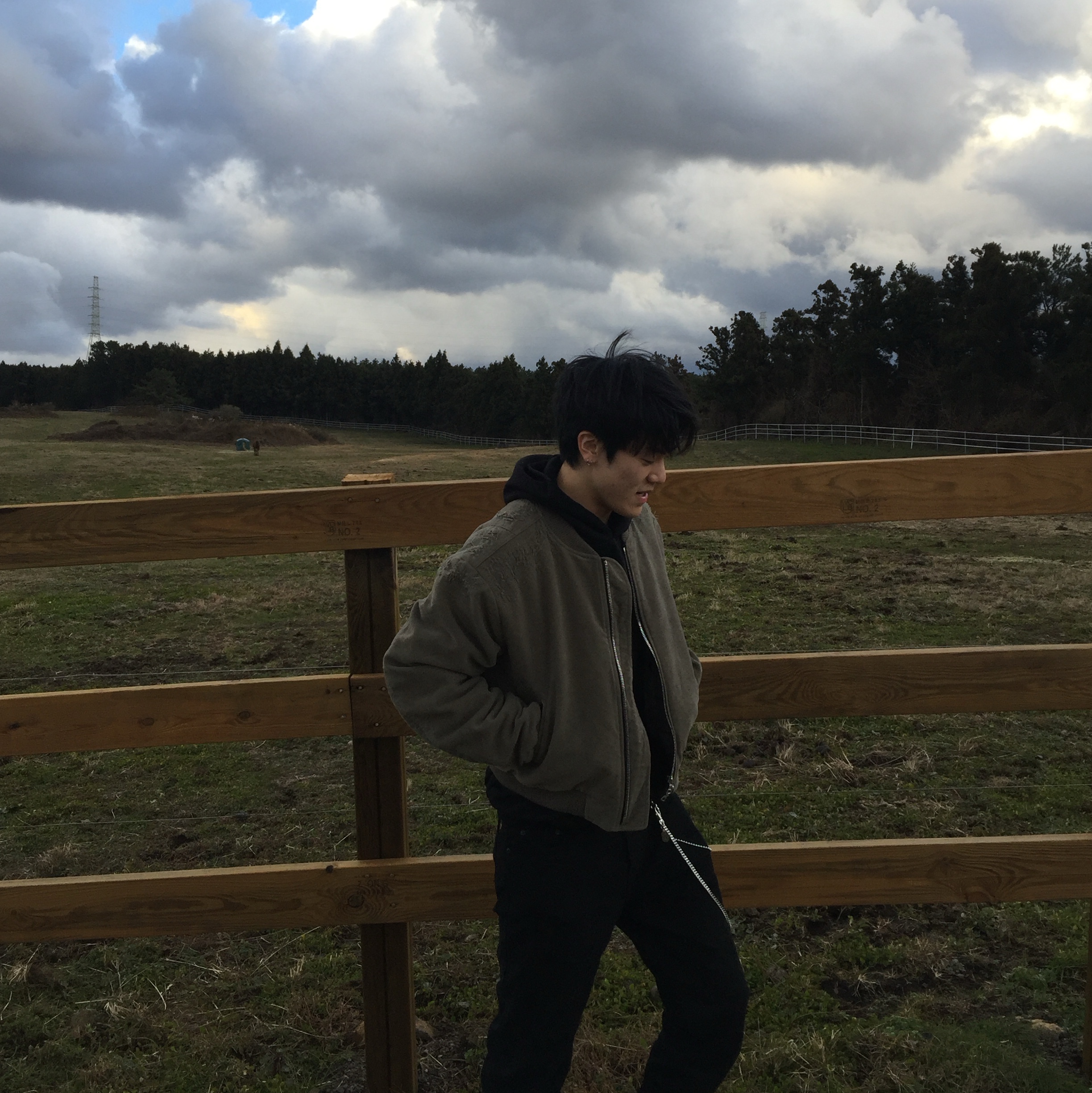 Yeezy x Gosha Rubchinskiy YZY Black Dogs Hoodie Black, Balenciaga Combat Strike 20mm Boots Black 착용 스타일 - 3
