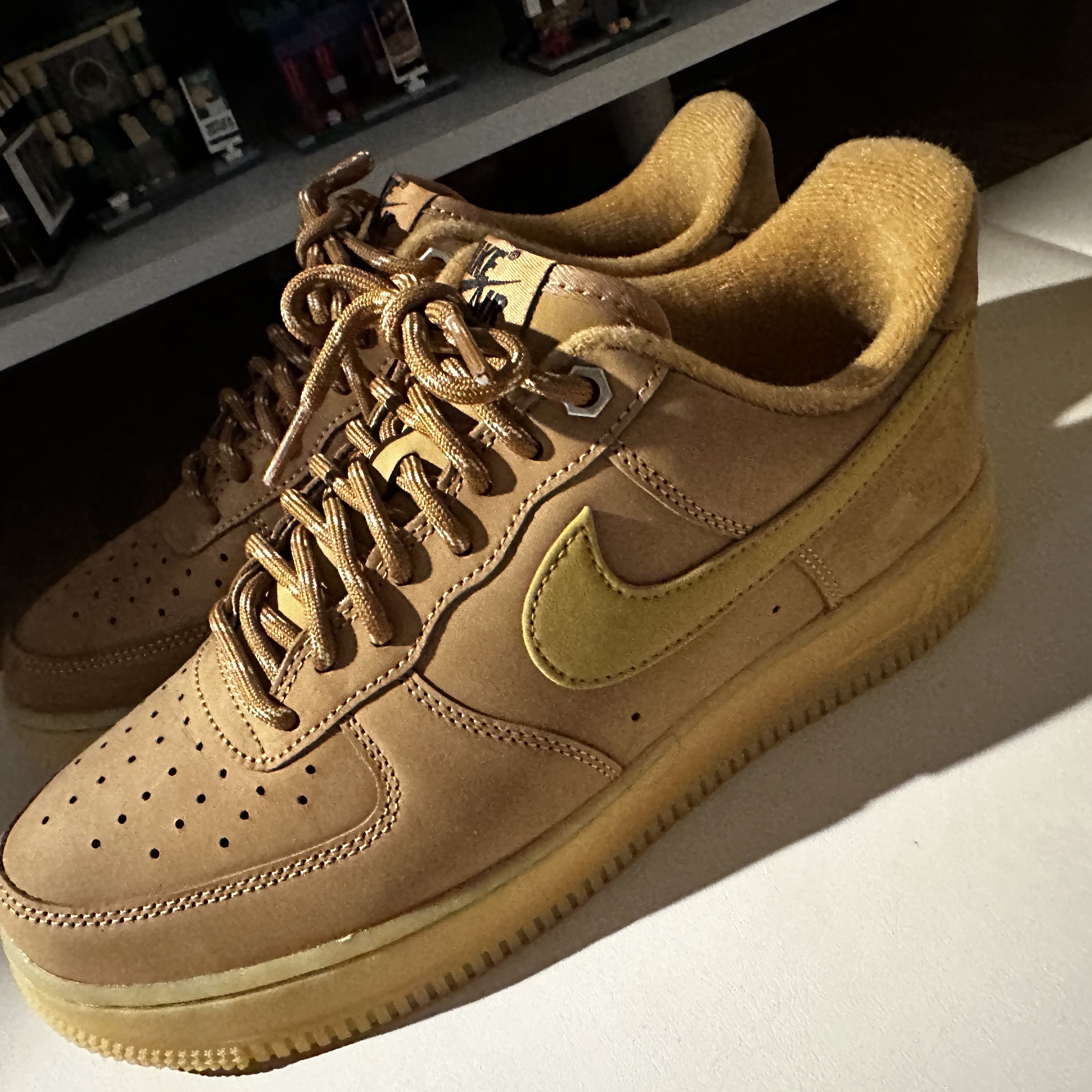 Nike Air Force 1 '07 WB Flax 착용 스타일