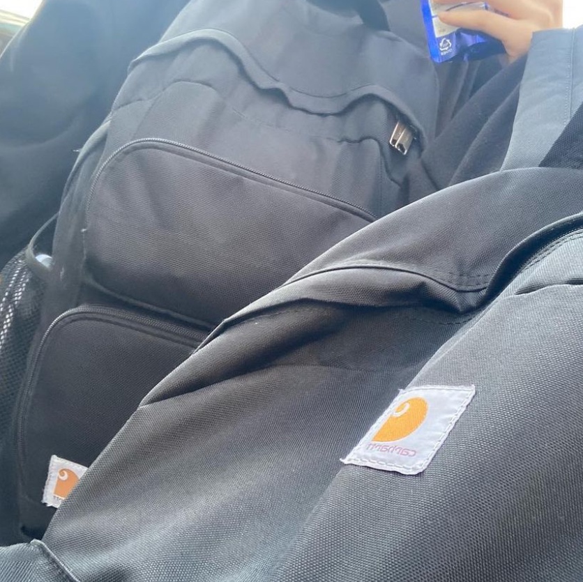 Carhartt Dual-Compartment Backpack 28L Black 착용 스타일