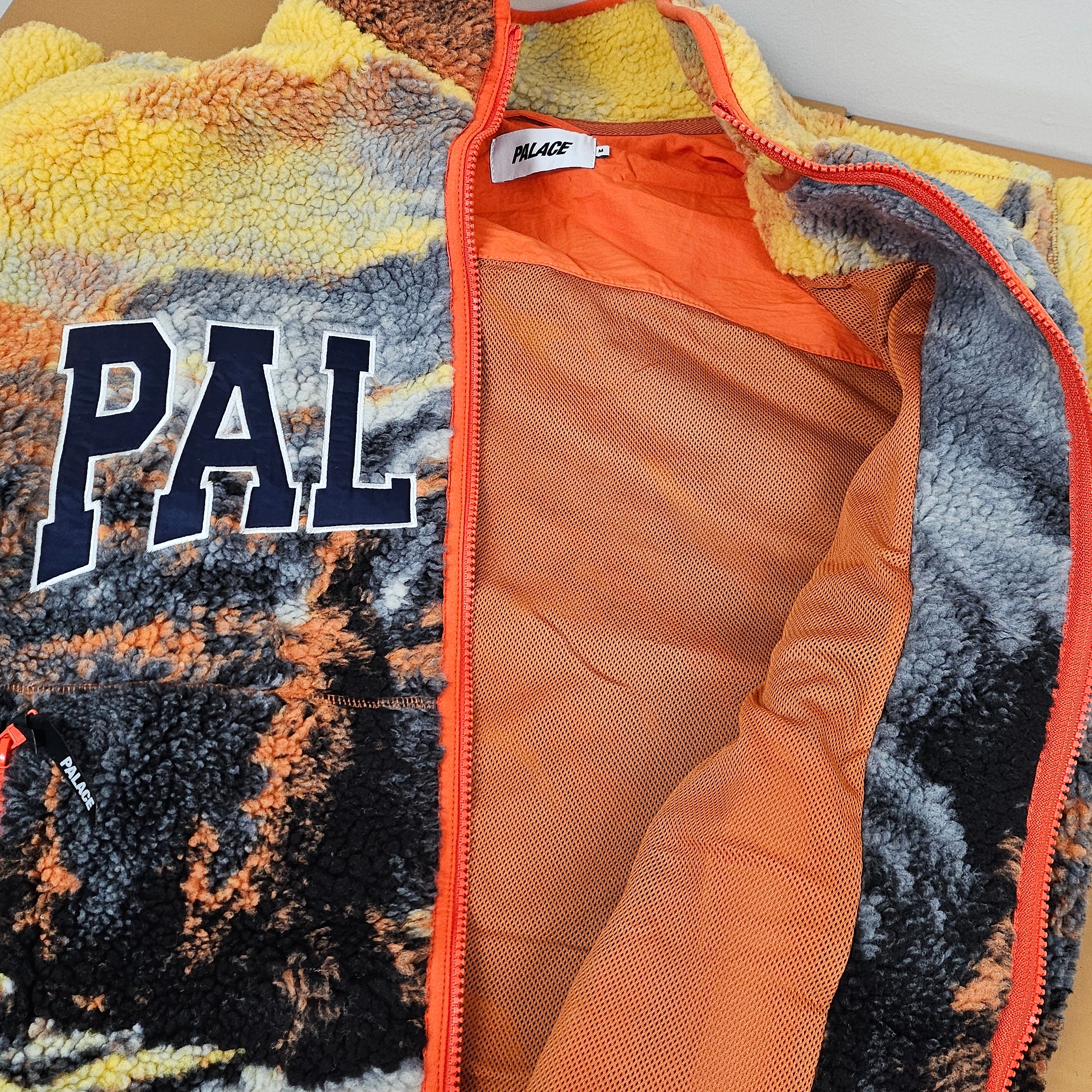 Palace Appalachian Funnel Fleece Orange - 24FW 착용 스타일 - 2