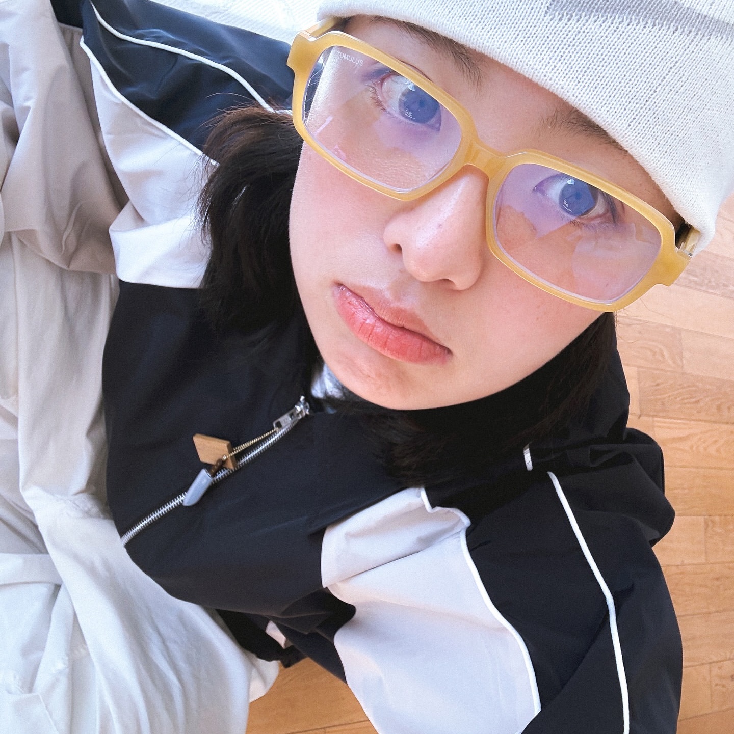 BLR Curved Logo Beanie Black, BLR Curved Logo Beanie Ivory 착용 스타일