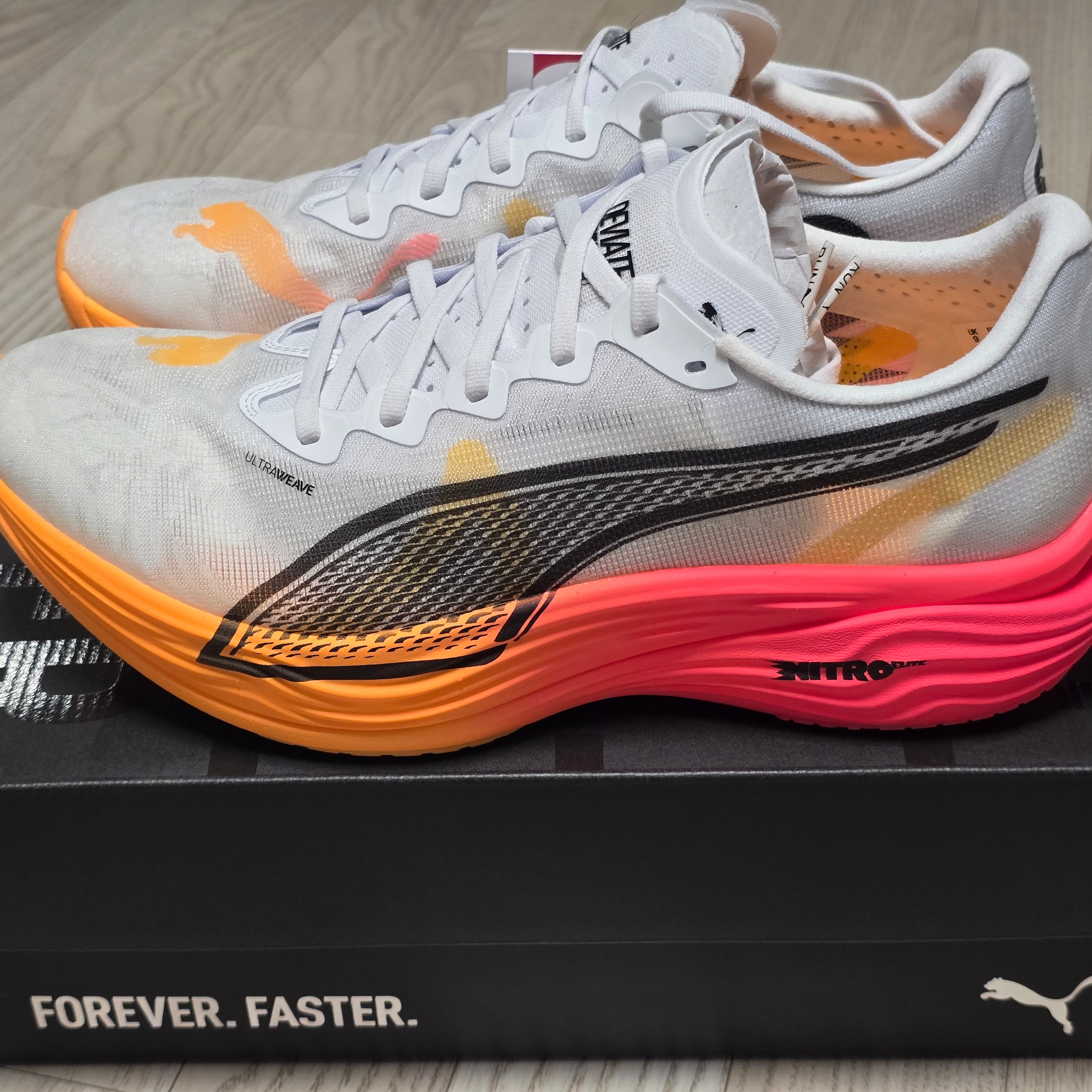 Puma Deviate Nitro Elite 3 White Sunset Glow 착용 스타일 - 1