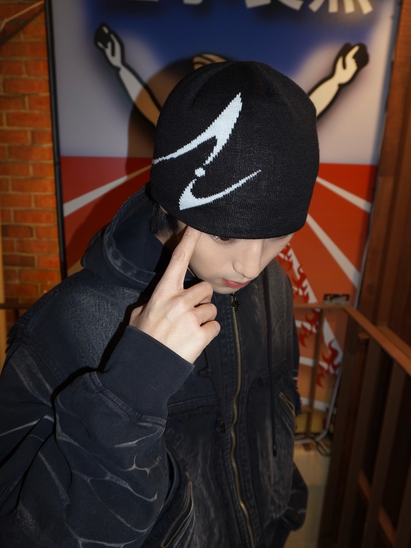 BLR Curved Logo Beanie Black, BLR Curved Logo Beanie Ivory 착용 스타일