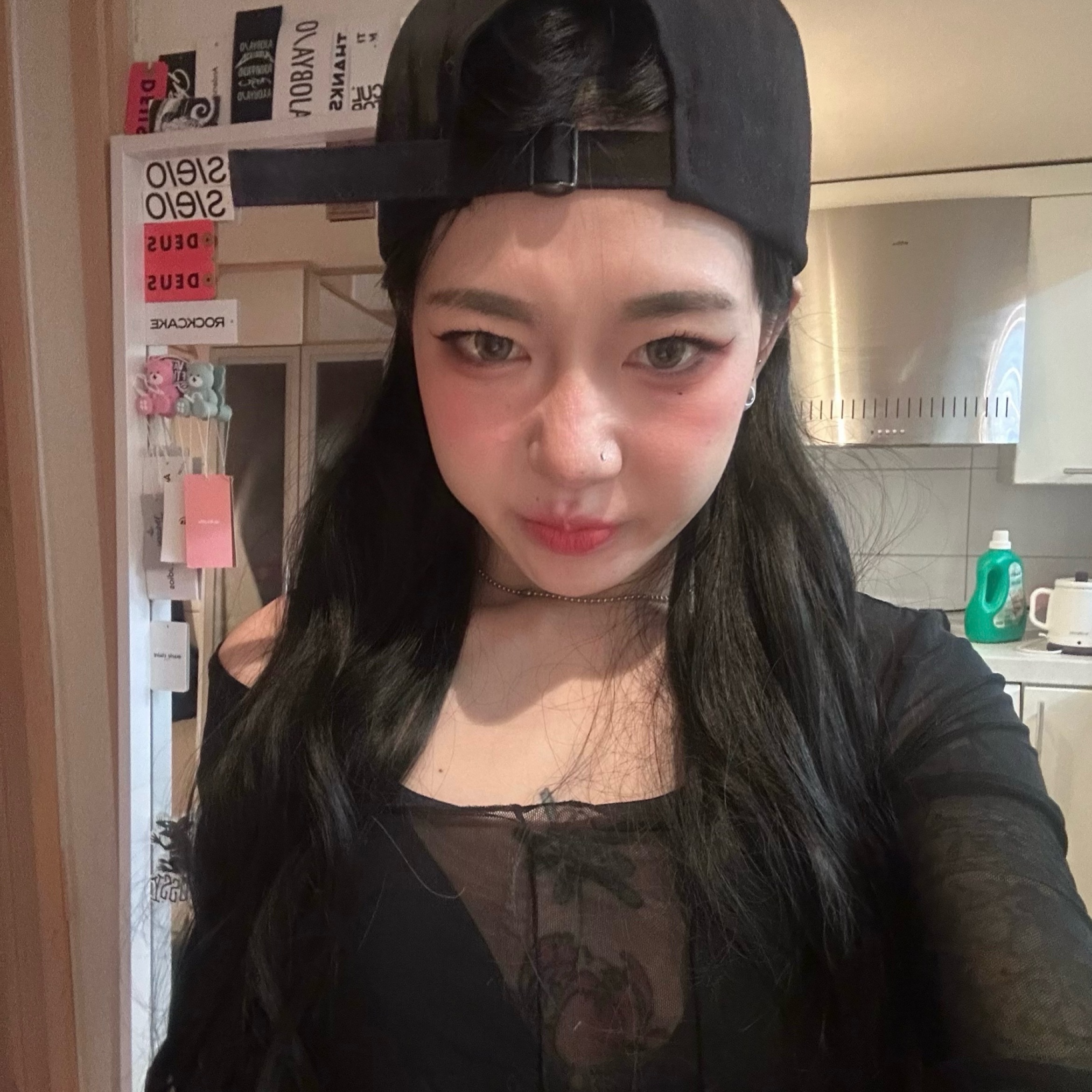 LUVLUVLUV SV The Most Basic Baseball Cap Black 착용 스타일 - 4