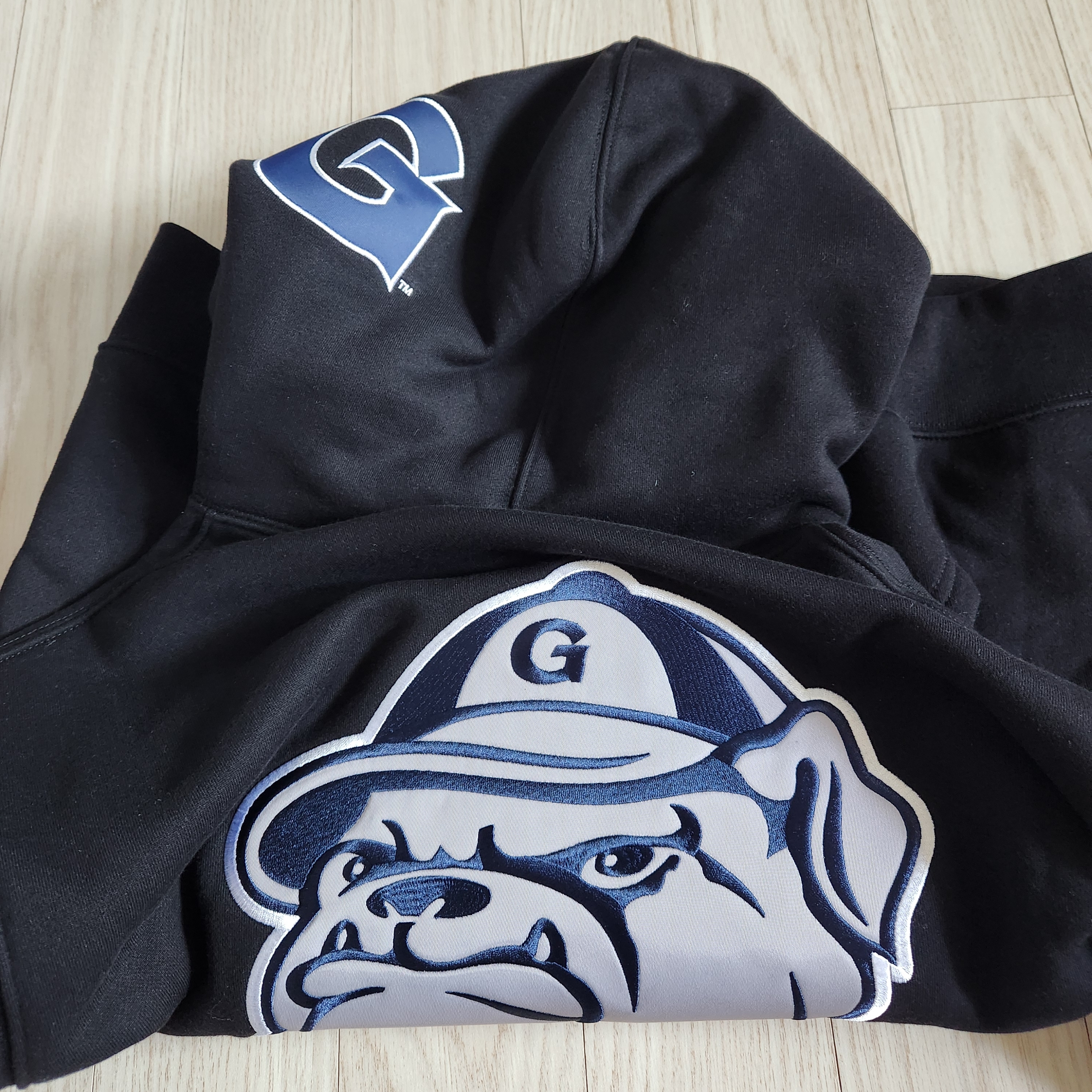 Supreme Mitchell & Ness NCAA Hooded Sweatshirt Black - 24FW 착용 스타일 - 2