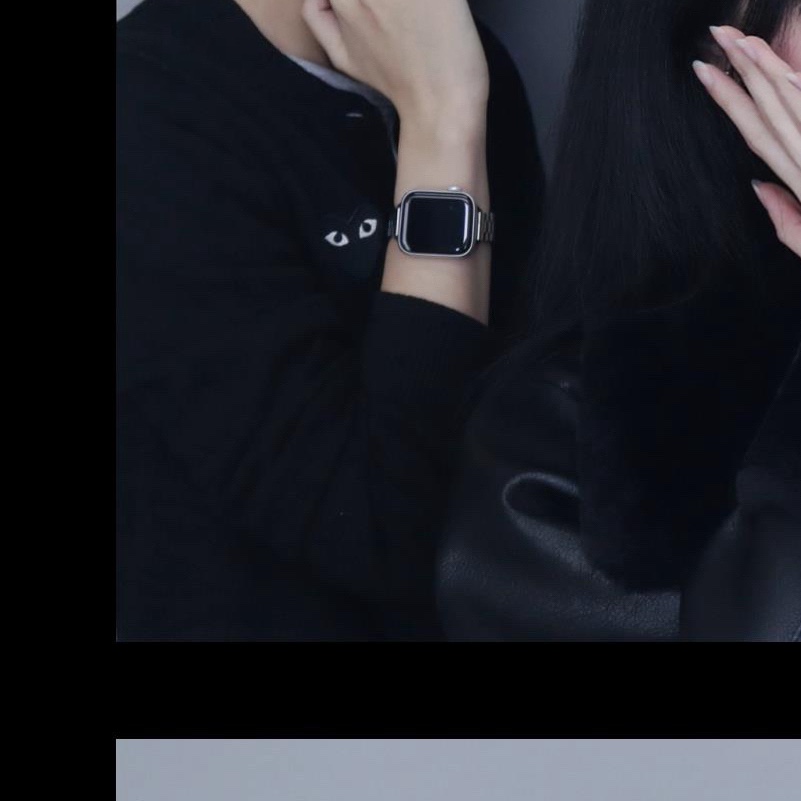 (W) Play Comme des Garcons Black Heart Knit Cardigan Black, Apple Watch SE 2023 40mm GPS Silver Aluminium Case with Sport Band S/M Storm Blue (Korean Ver.) 착용 스타일
